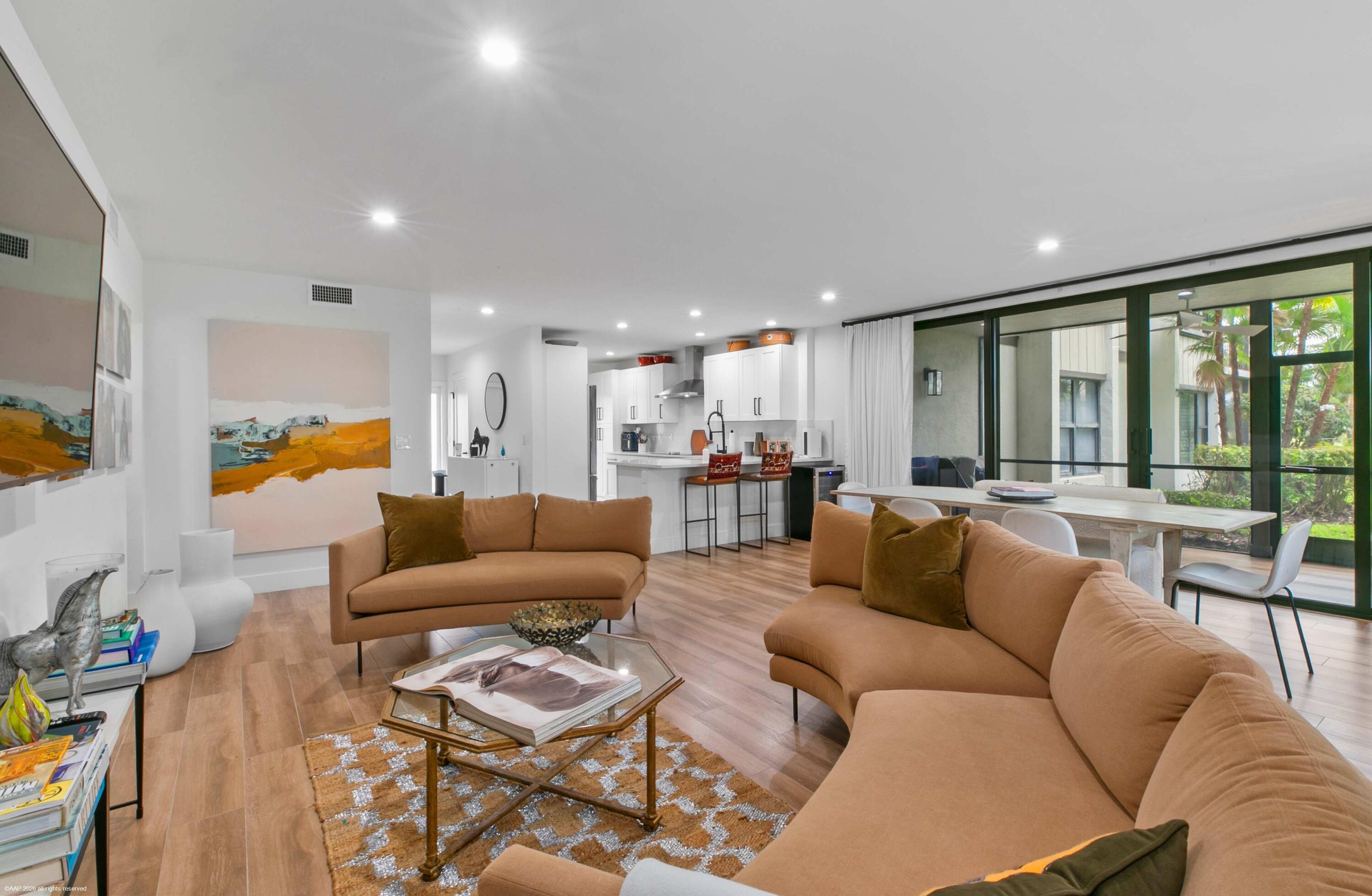 COWDRAY PARK CONDO - Residential