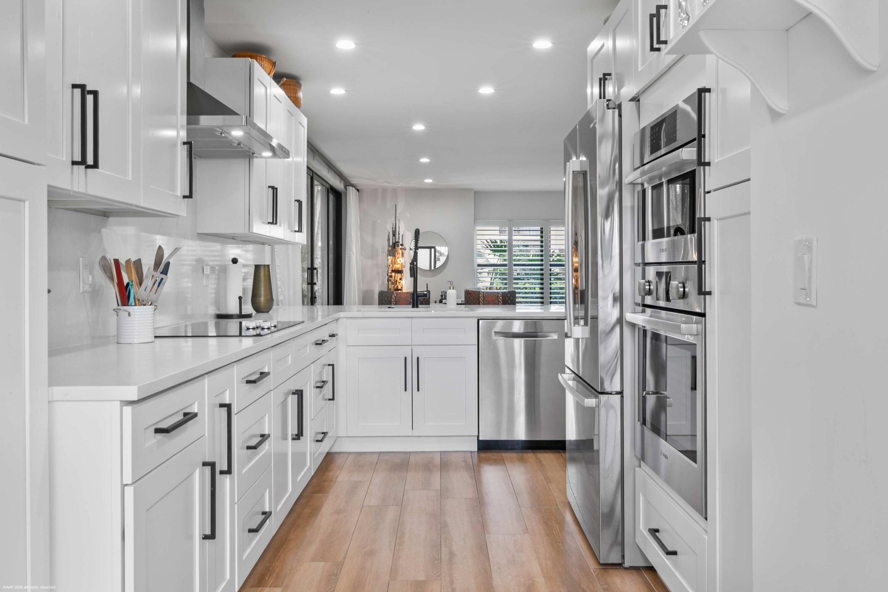 COWDRAY PARK CONDO - Residential