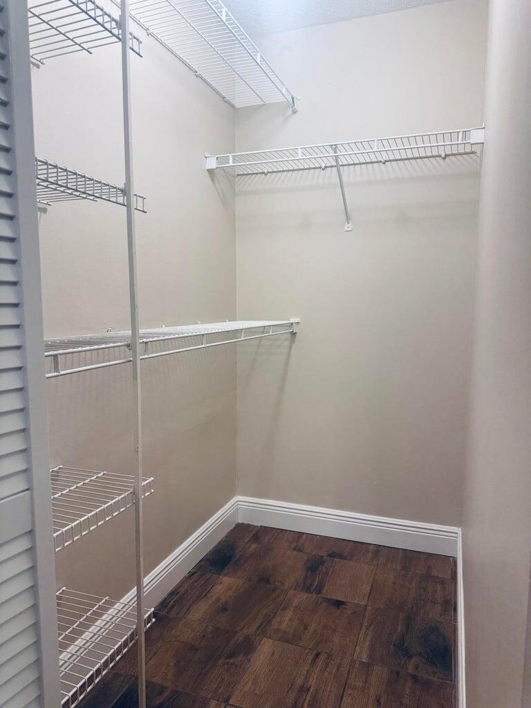 VILLAGE AT ABACOA CONDO - Residential Lease
