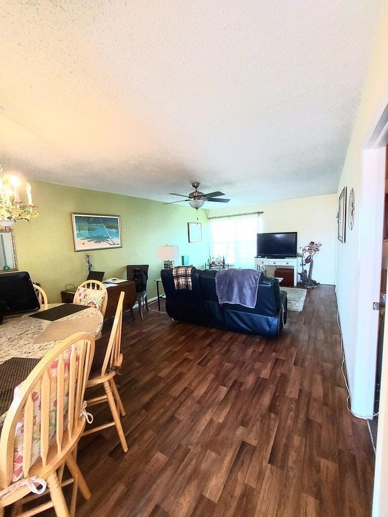 GREENWAY VILLAGE SO COND - Residential