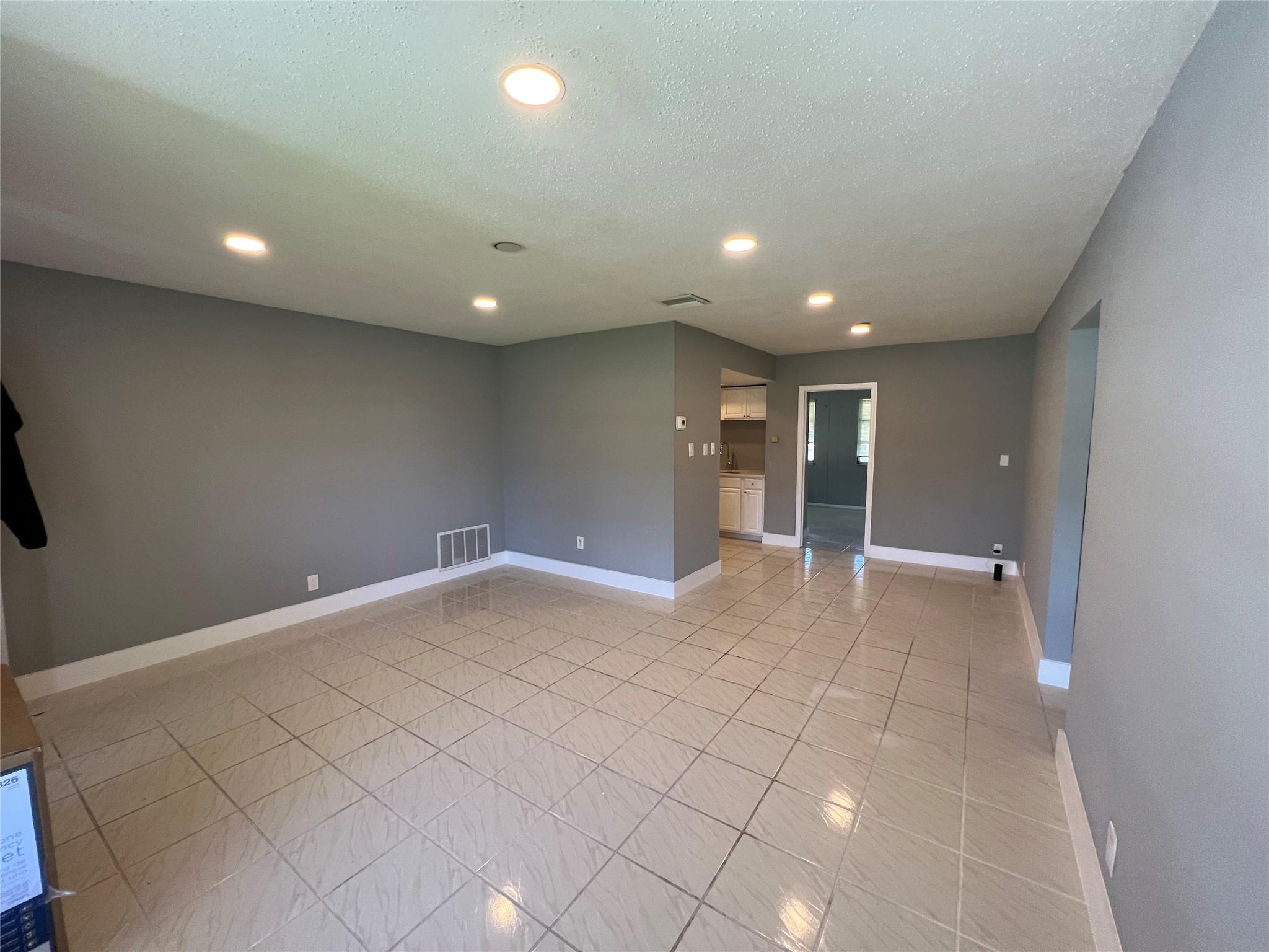 Mainlands Of Tamarac Lake - Residential