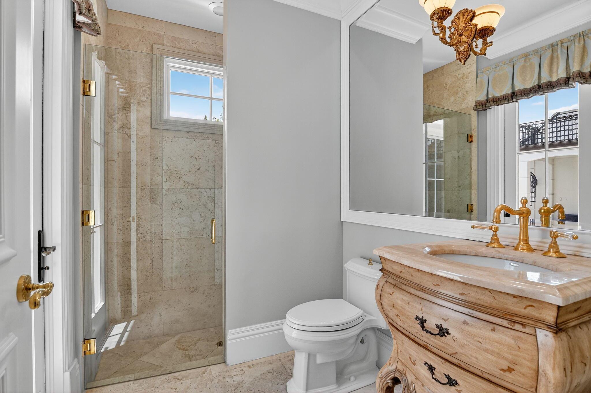 ROYAL PALM YACHT & COUNTR - Residential