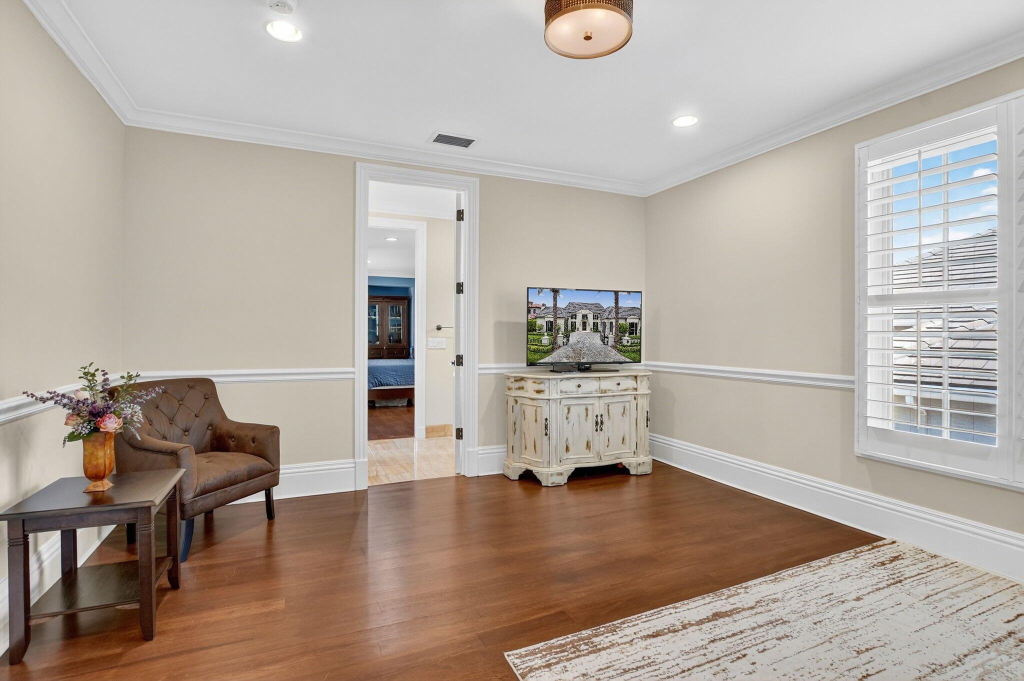 ROYAL PALM YACHT & COUNTR - Residential