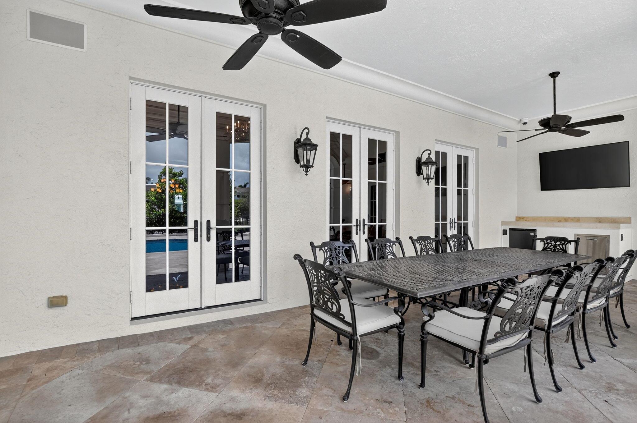 ROYAL PALM YACHT & COUNTR - Residential