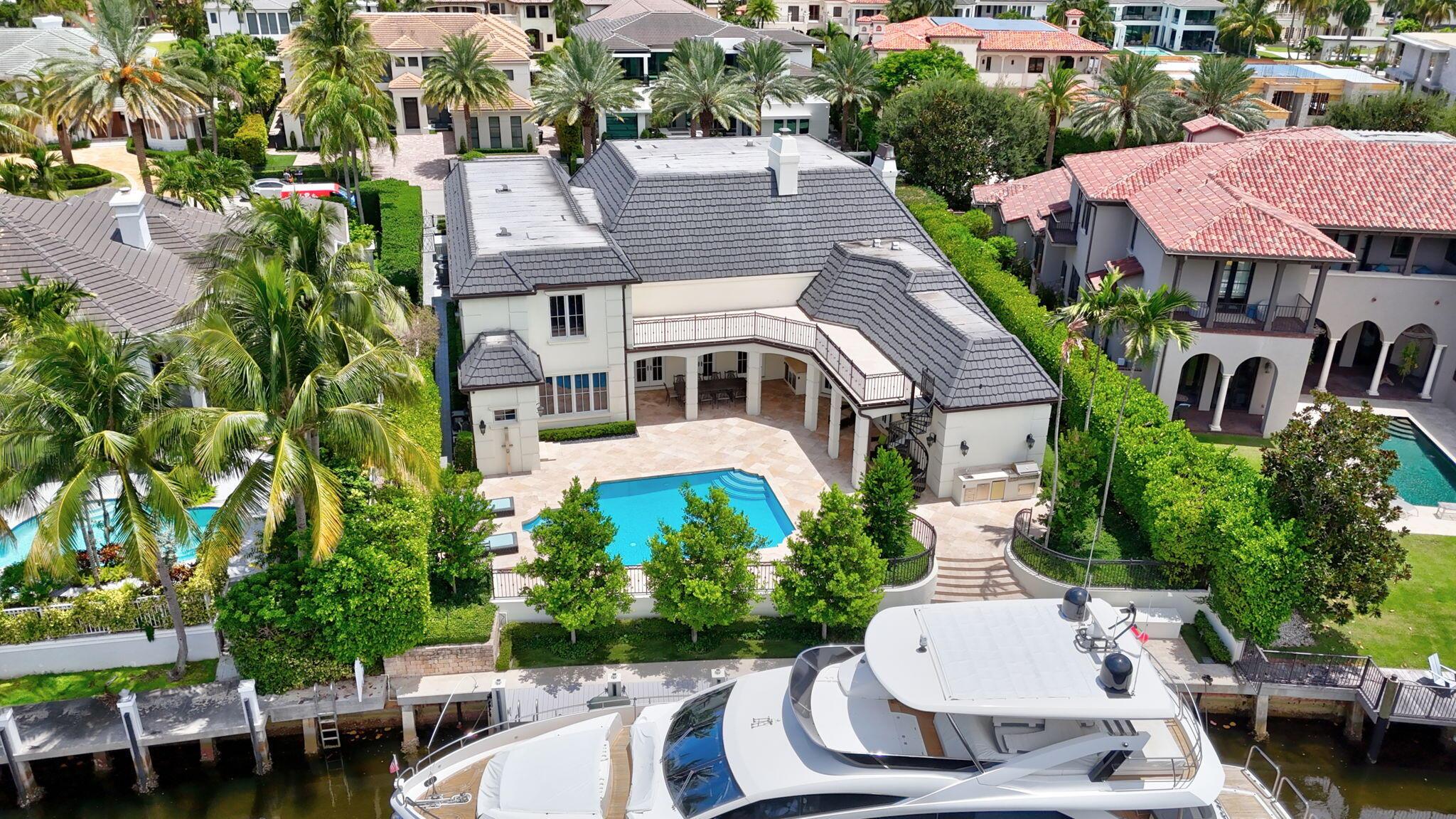 ROYAL PALM YACHT & COUNTR - Residential