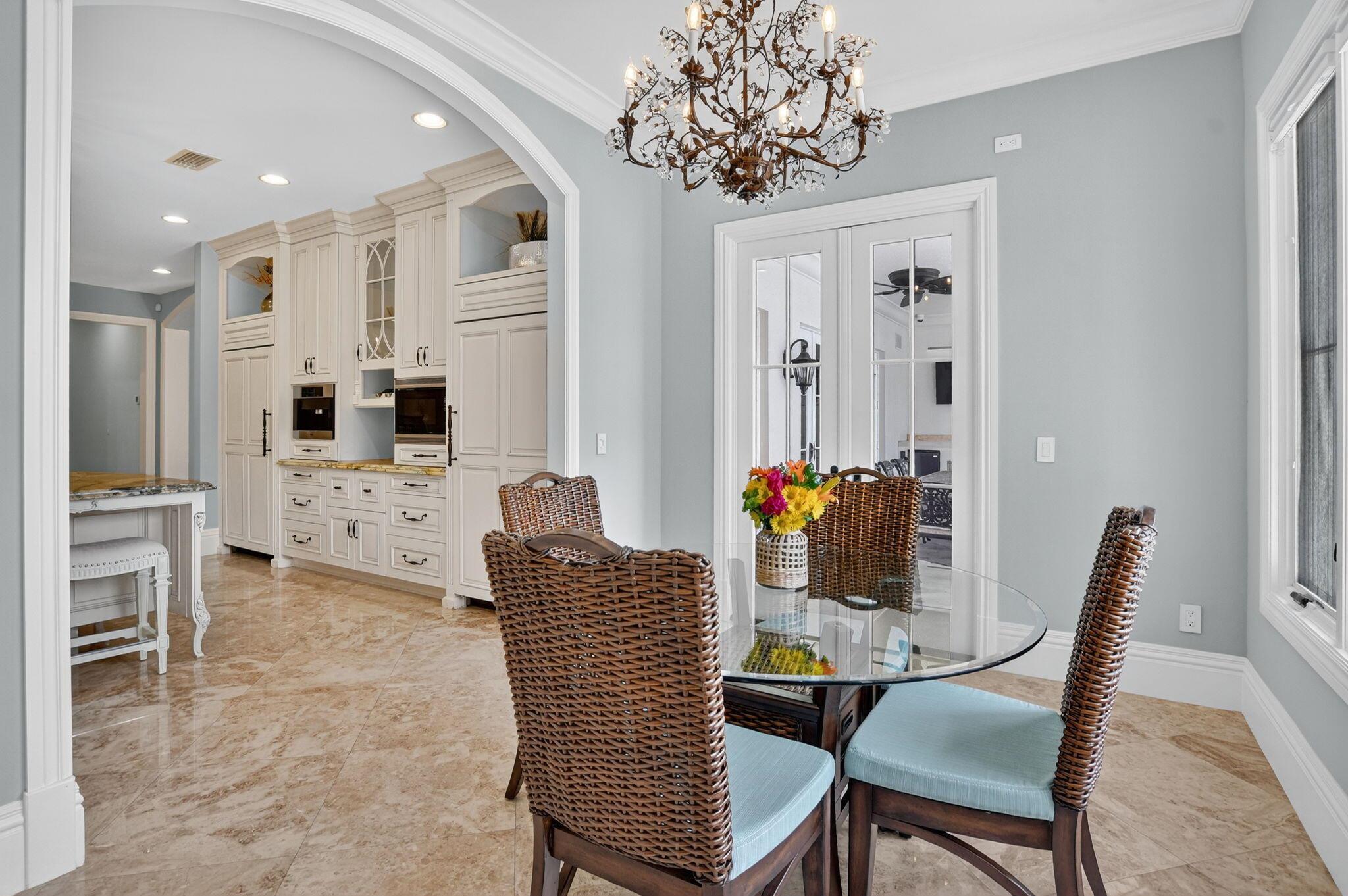 ROYAL PALM YACHT & COUNTR - Residential