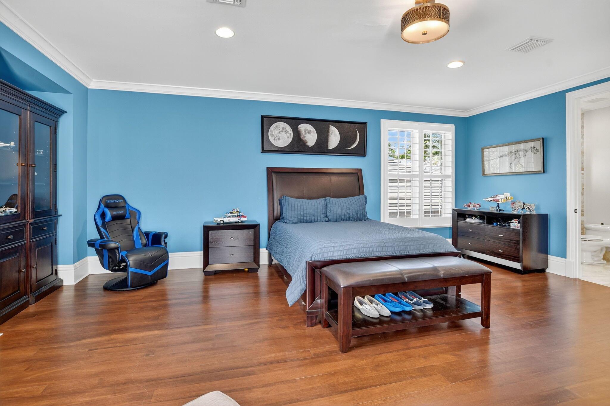 ROYAL PALM YACHT & COUNTR - Residential