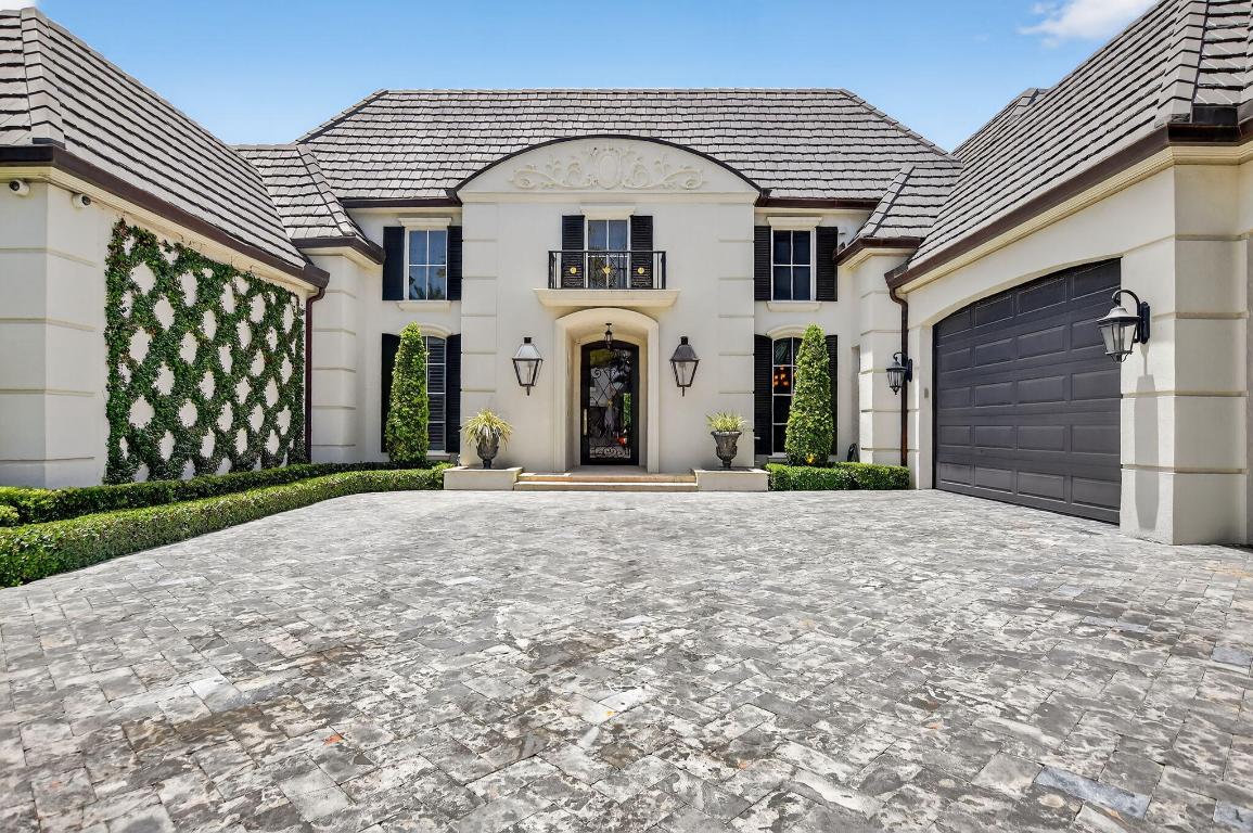 ROYAL PALM YACHT & COUNTRY CLUB - Residential