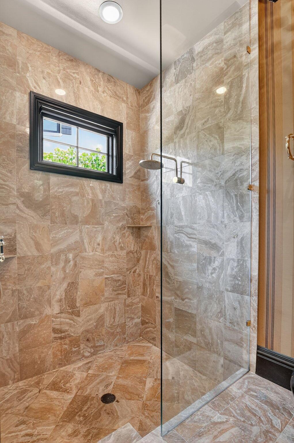 ROYAL PALM YACHT & COUNTR - Residential