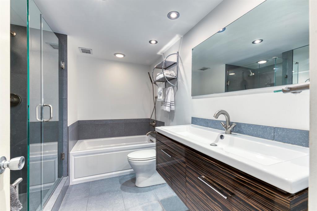 WINTHROP HOUSE CONDO - Residential