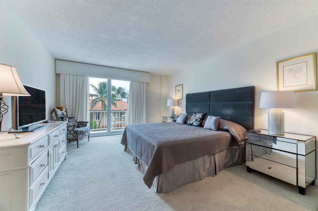 WINTHROP HOUSE CONDO - Residential