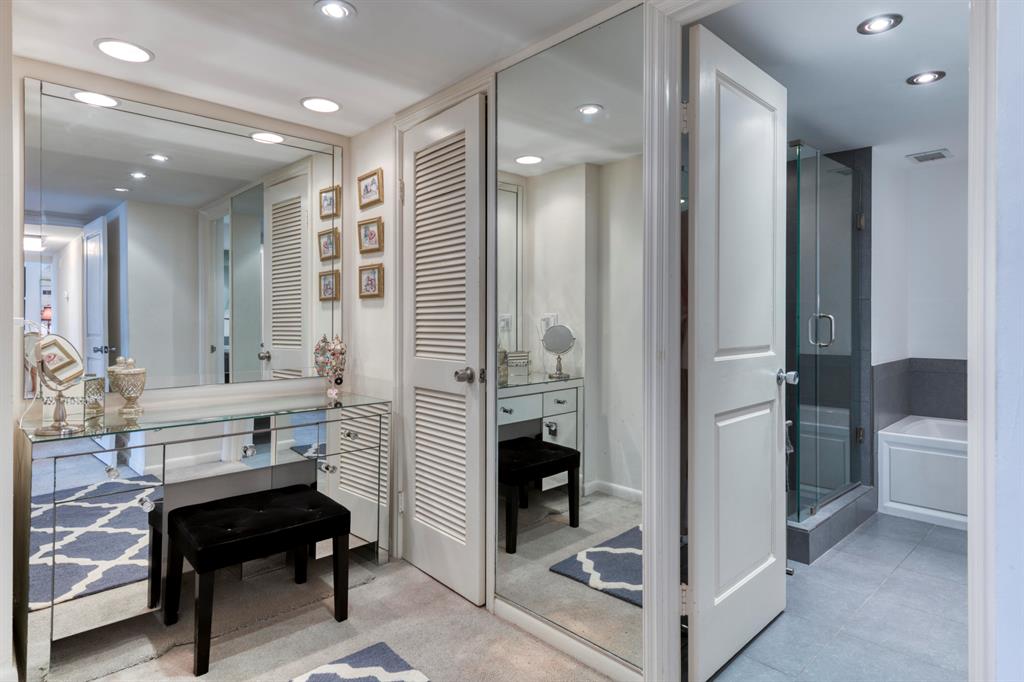 WINTHROP HOUSE CONDO - Residential