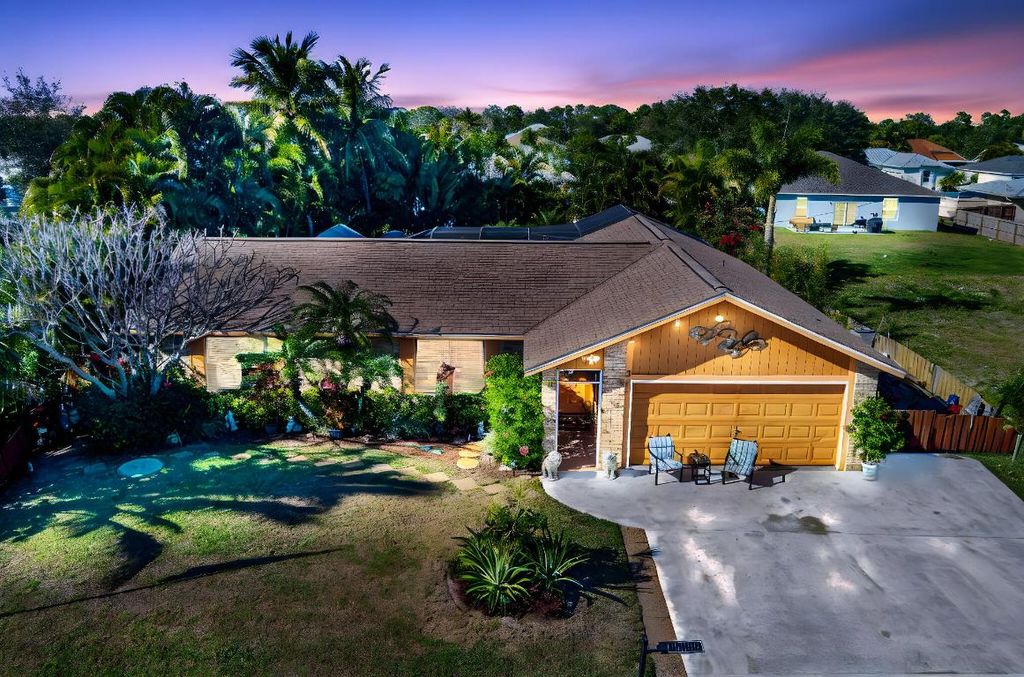 Photo of 331 SW Majestic Terrace, Port Saint Lucie, FL 34984 (MLS # R11158746)