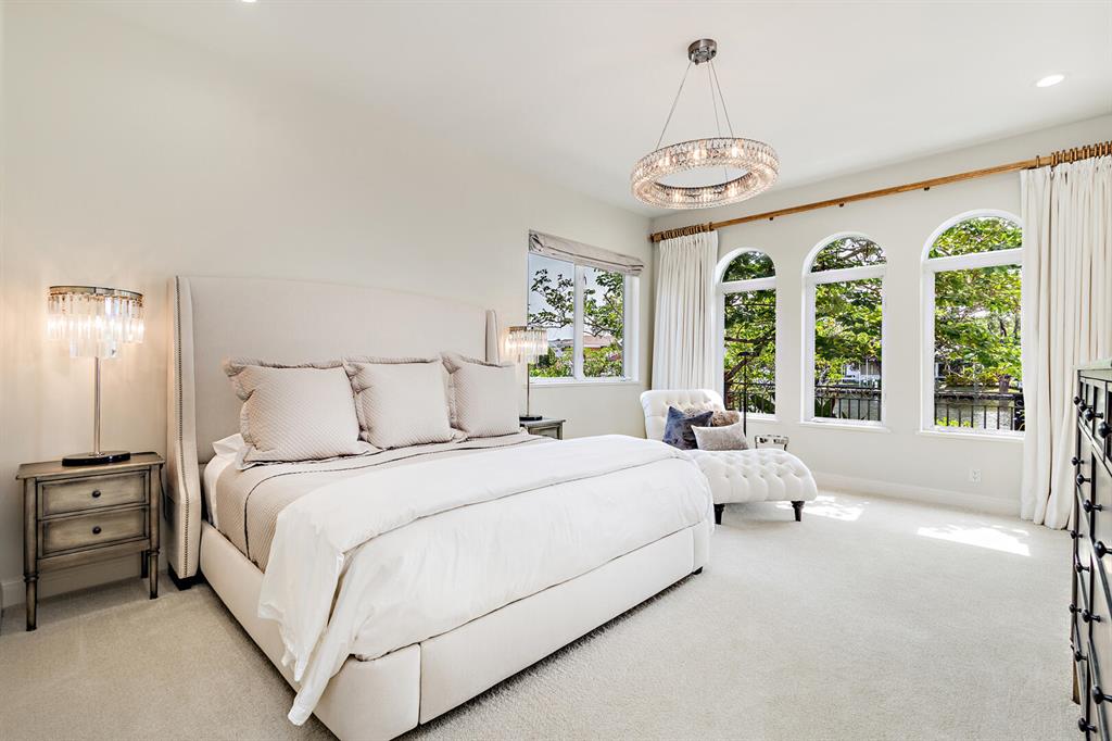 HARBOUR ISLES - Residential