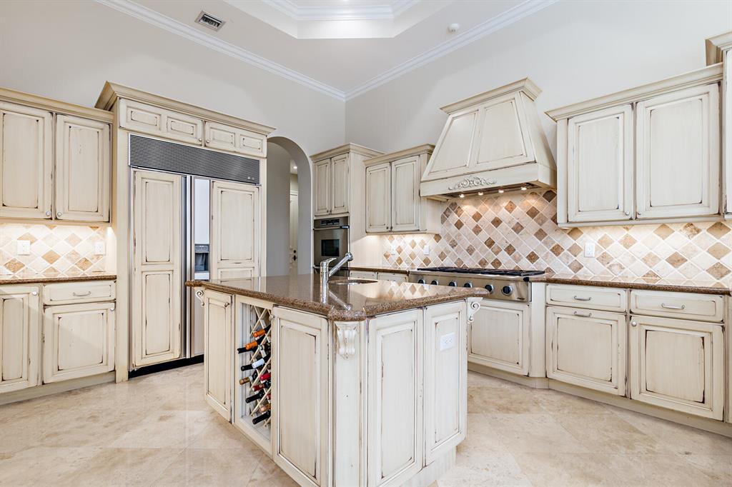 HARBOUR ISLES - Residential