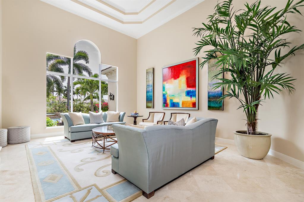 HARBOUR ISLES - Residential