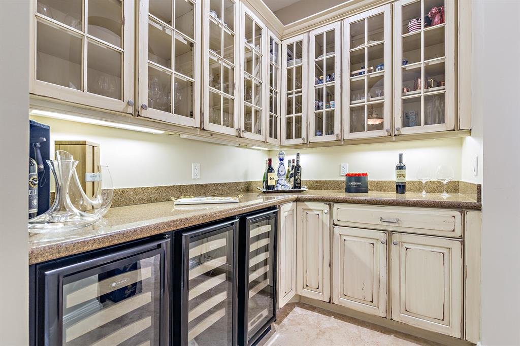 HARBOUR ISLES - Residential