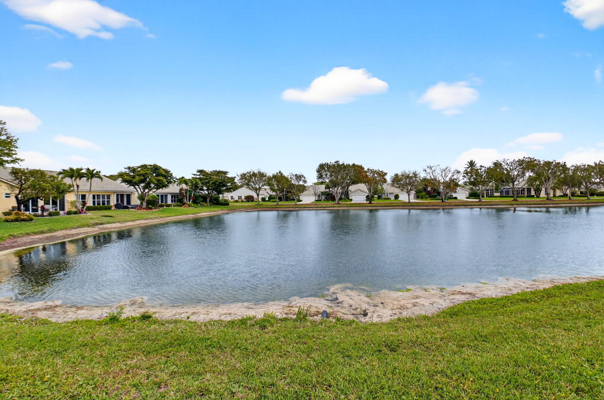 ABERDEEN 17 - Residential