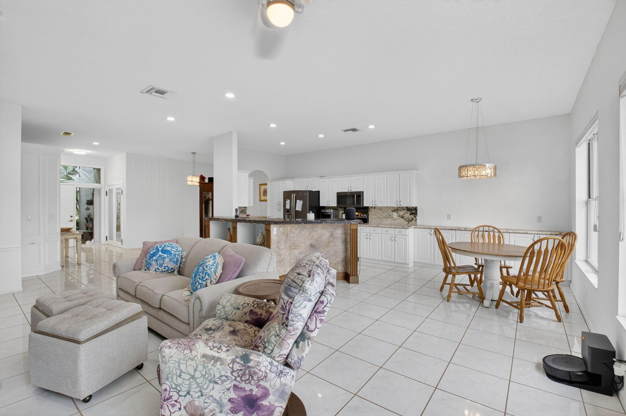 ABERDEEN 17 - Residential