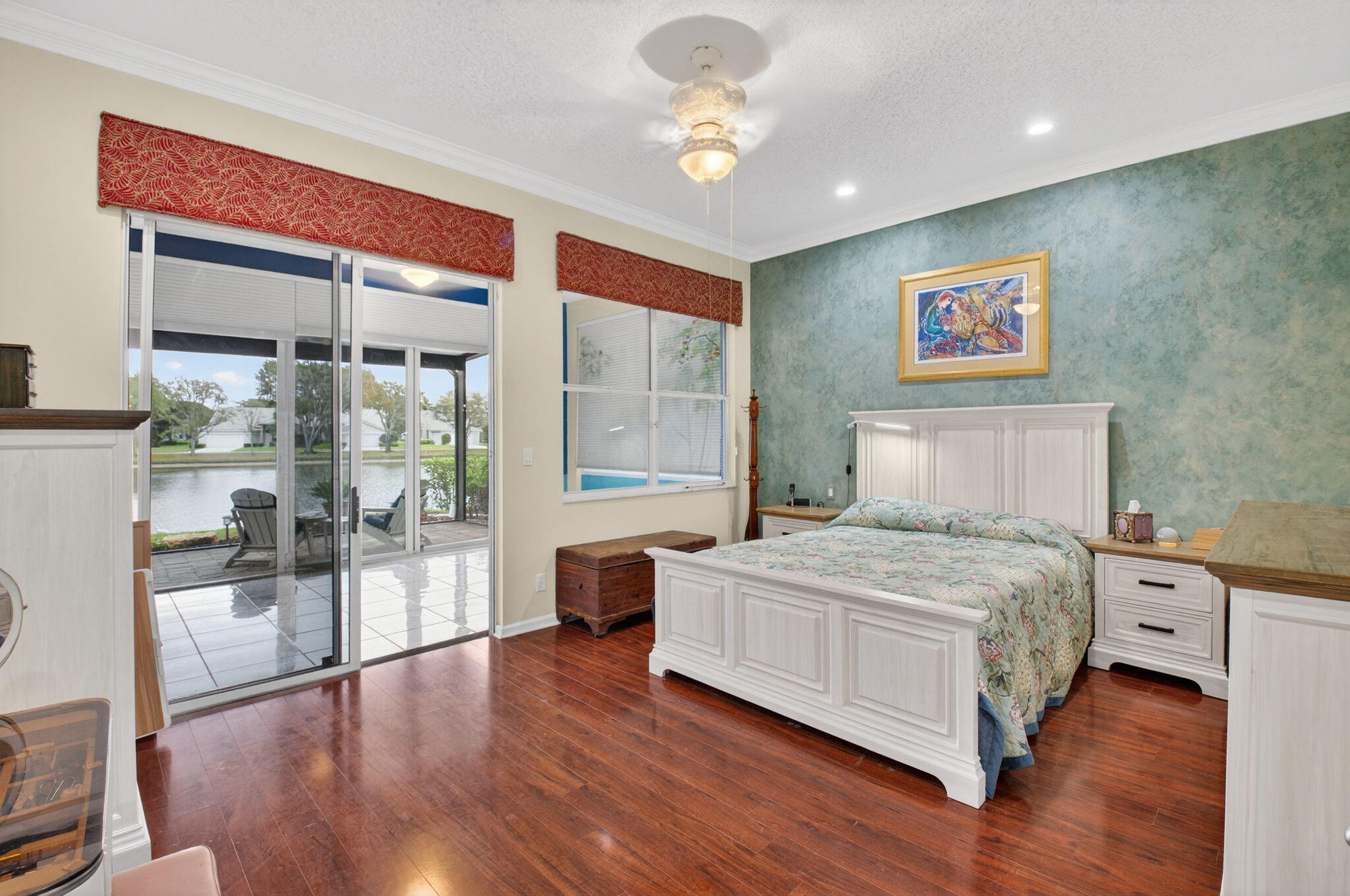 ABERDEEN 17 - Residential