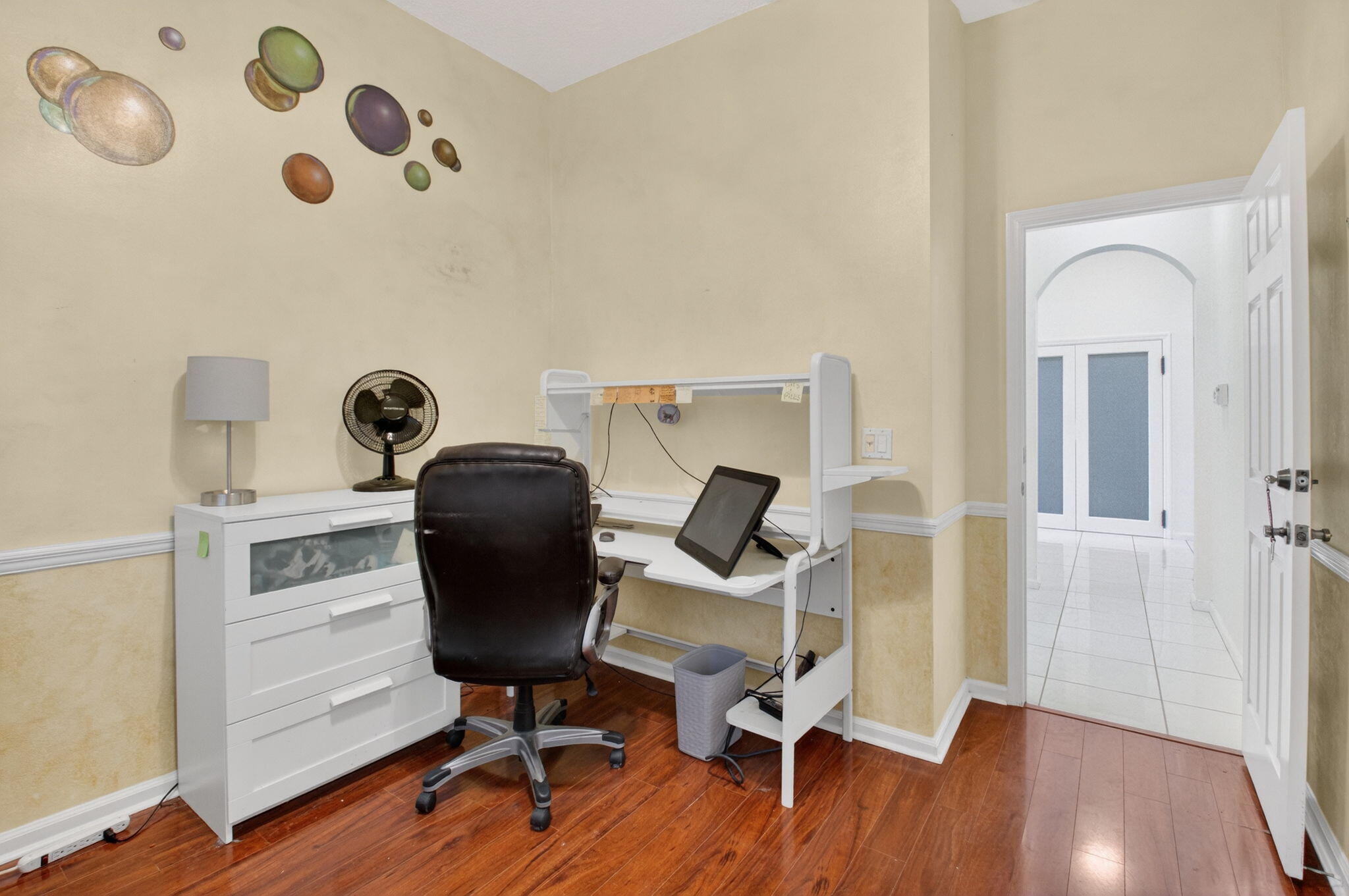 ABERDEEN 17 - Residential