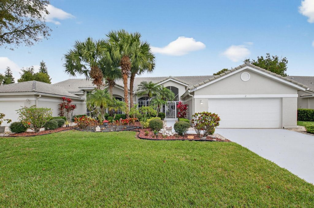 Photo of 7823 Rockford Road, Boynton Beach, FL 33472 (MLS # B26002286)