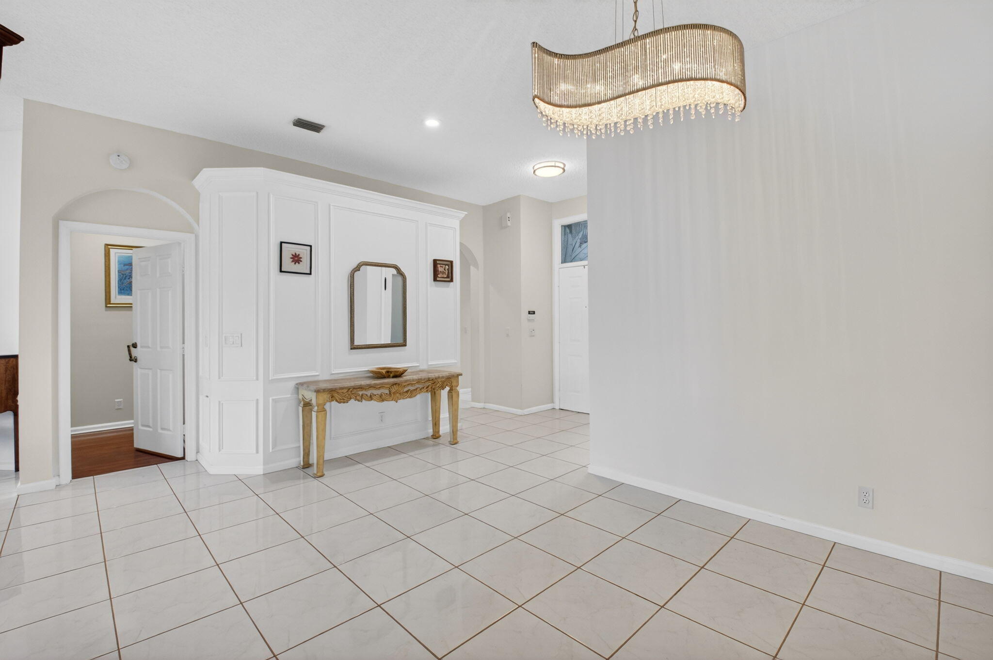 ABERDEEN 17 - Residential