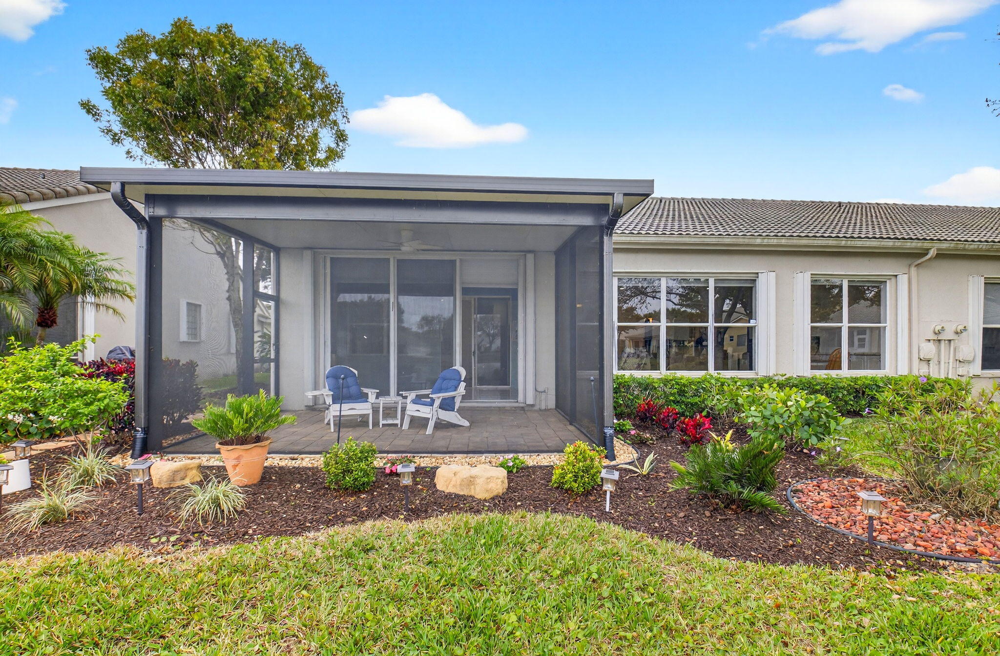 ABERDEEN 17 - Residential