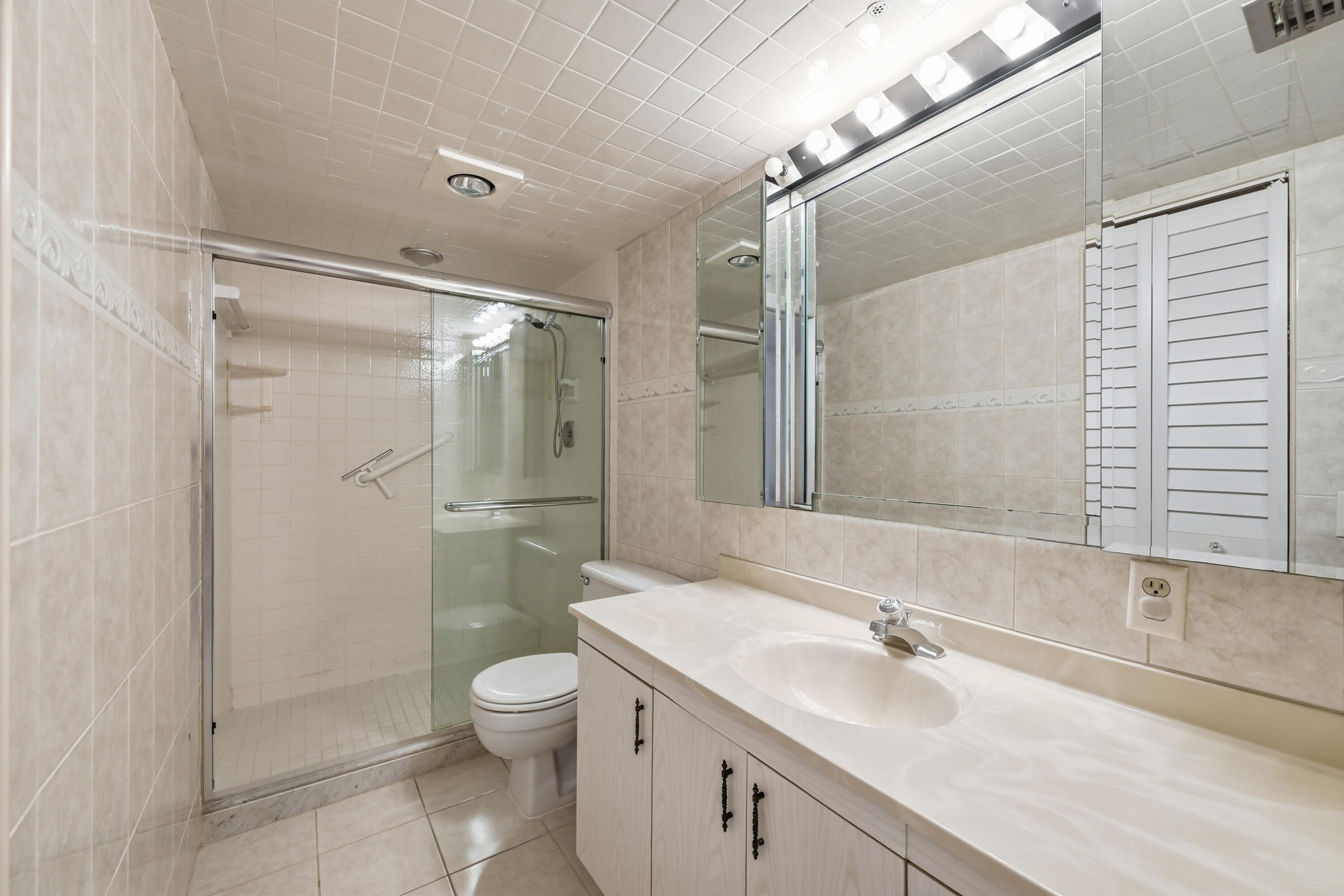 WYNMOOR VILLAGE - Residential