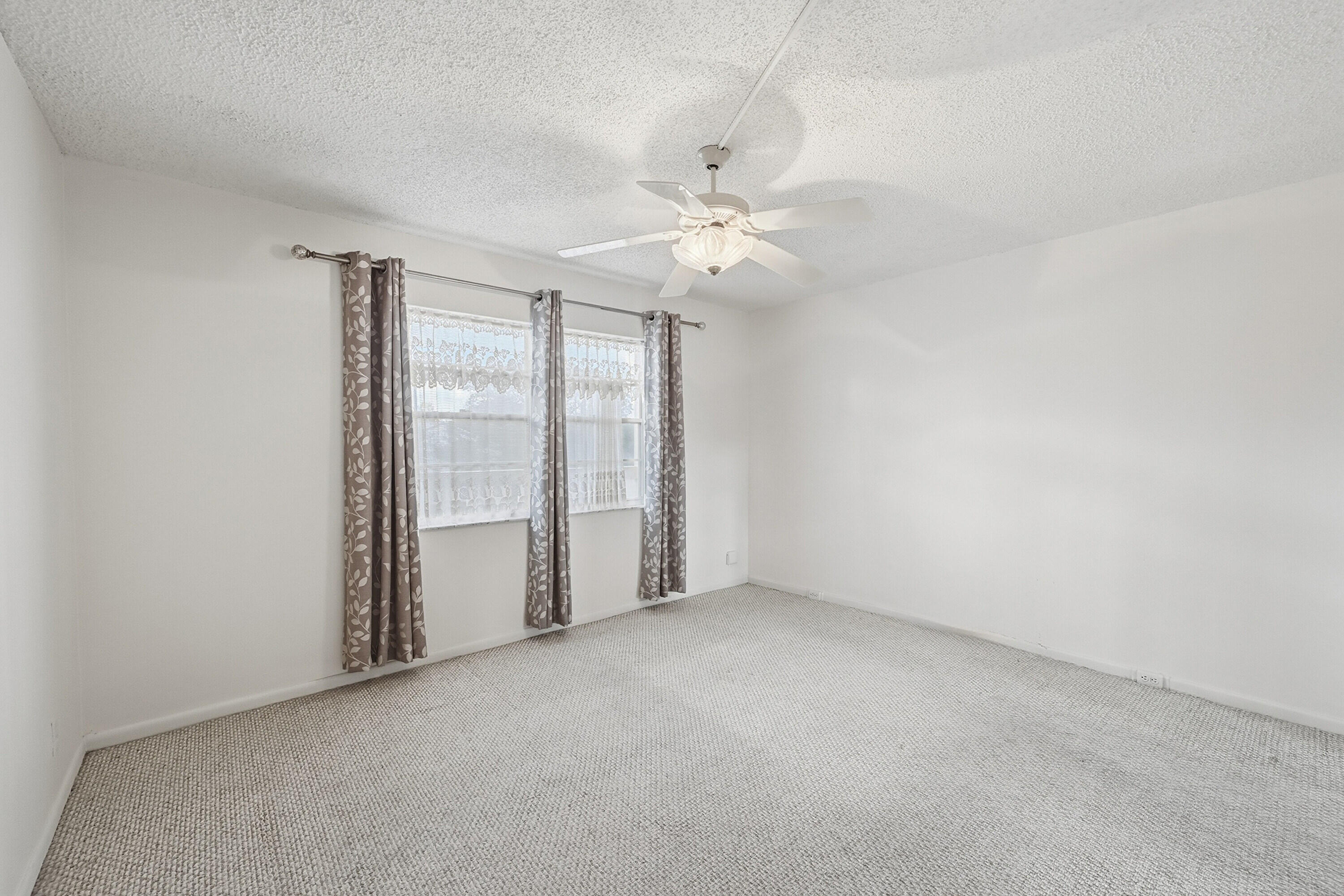 WYNMOOR VILLAGE - Residential