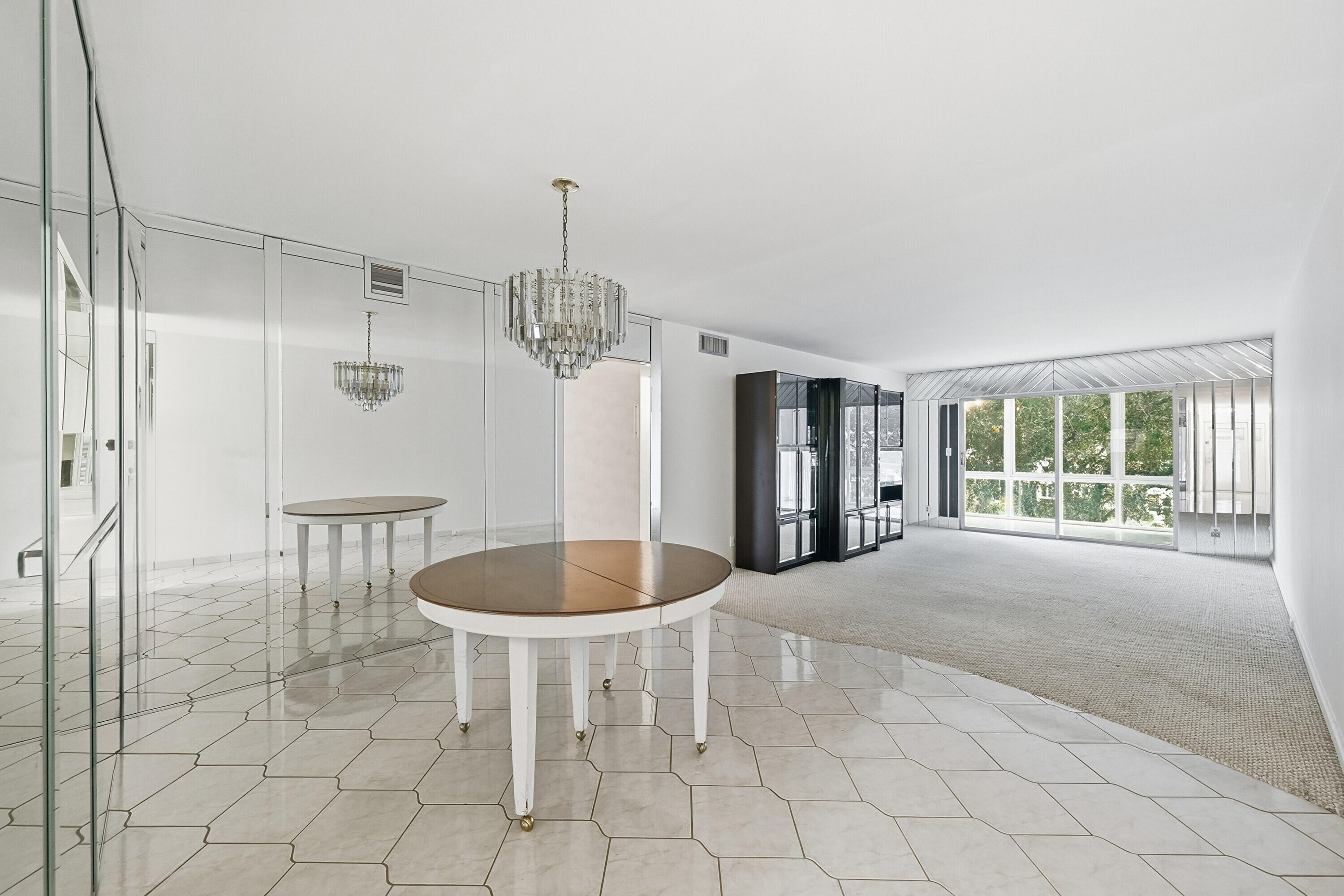 WYNMOOR VILLAGE - Residential