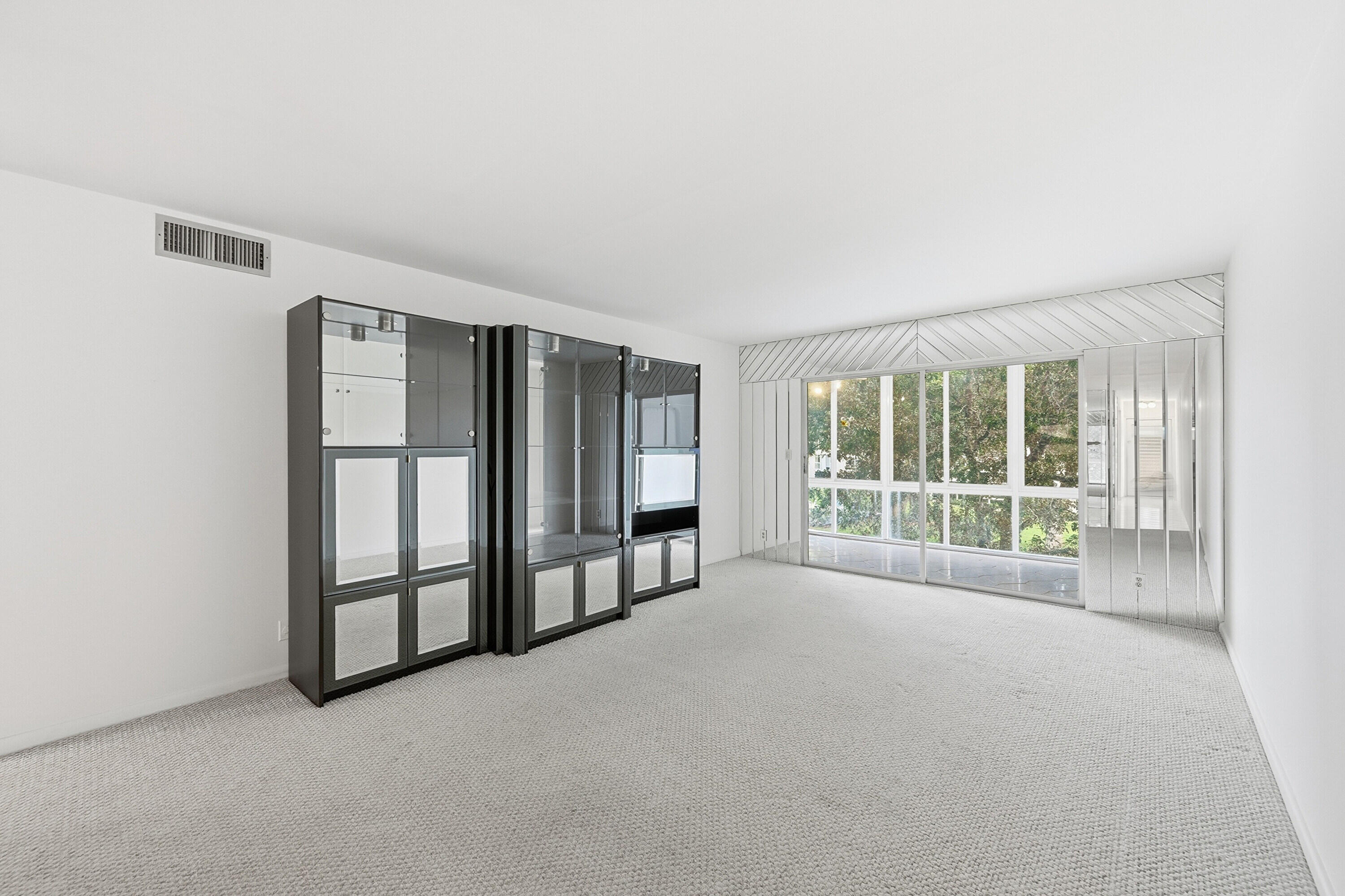 WYNMOOR VILLAGE - Residential