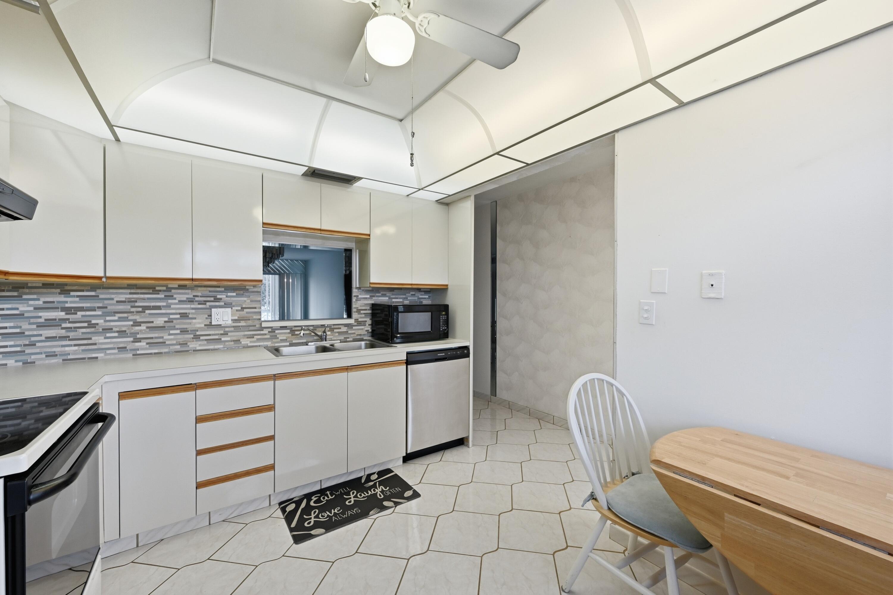 WYNMOOR VILLAGE - Residential