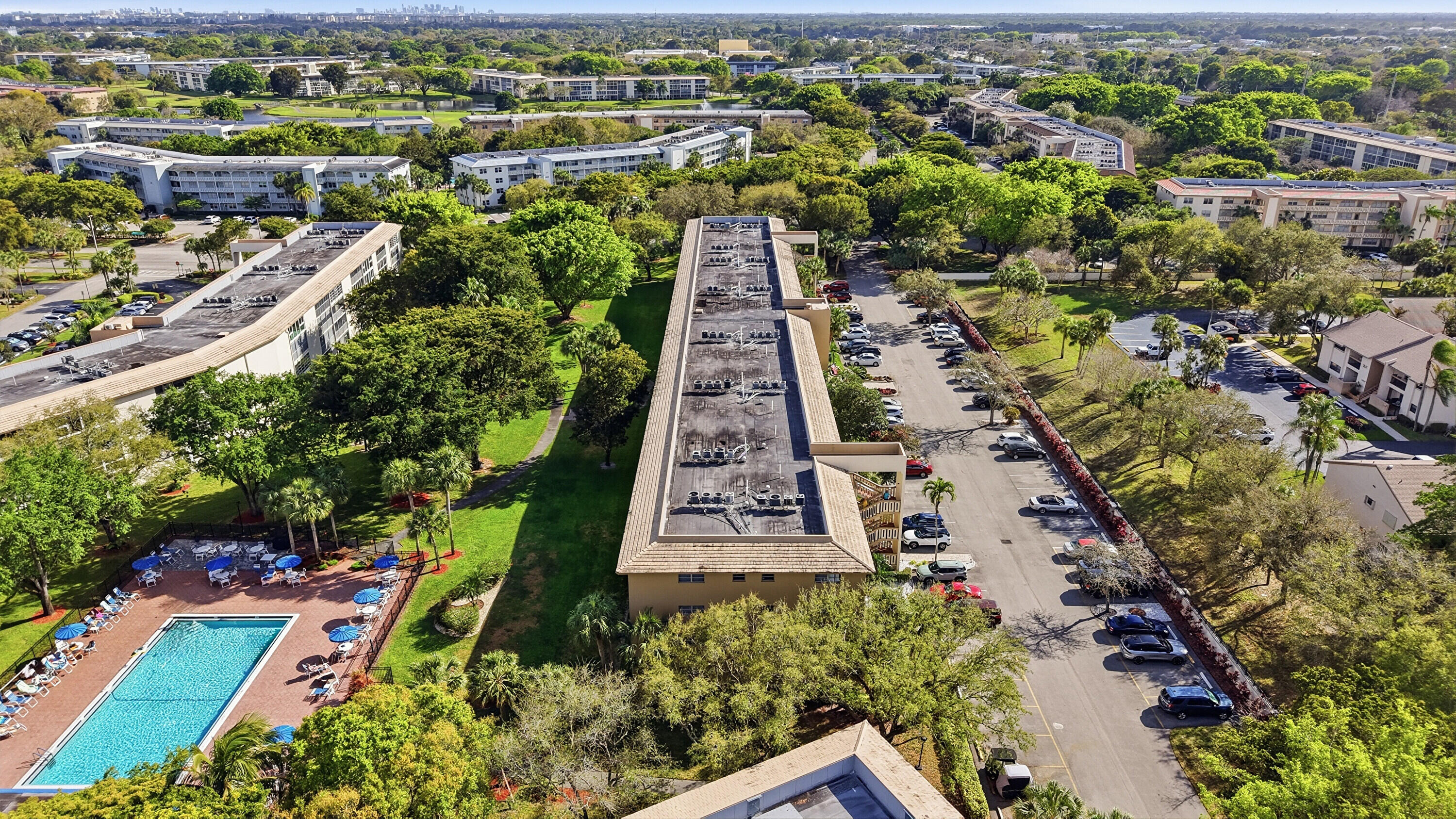 WYNMOOR VILLAGE - Residential