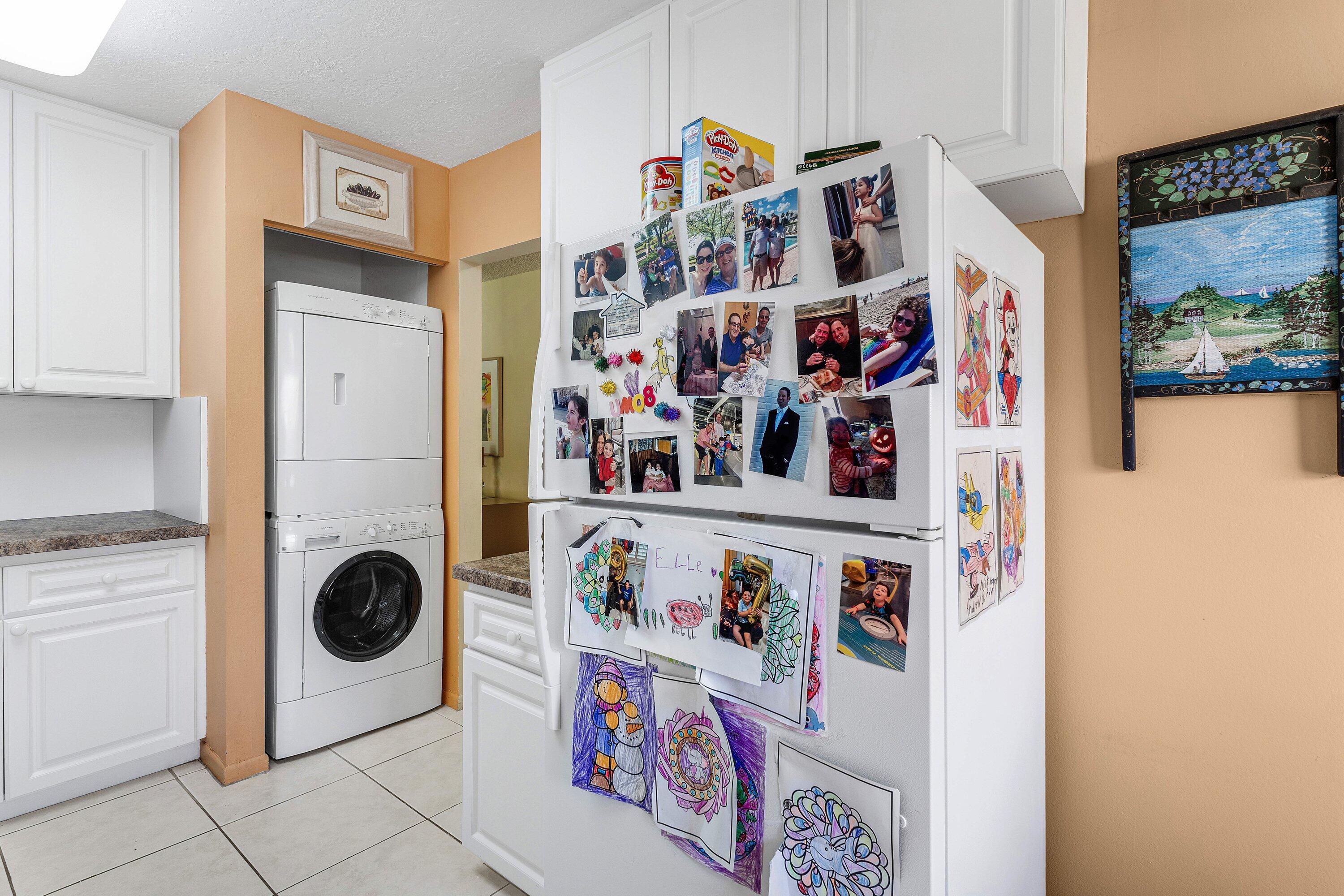 STRATFORD AT HUNTERS RUN CONDO - Residential