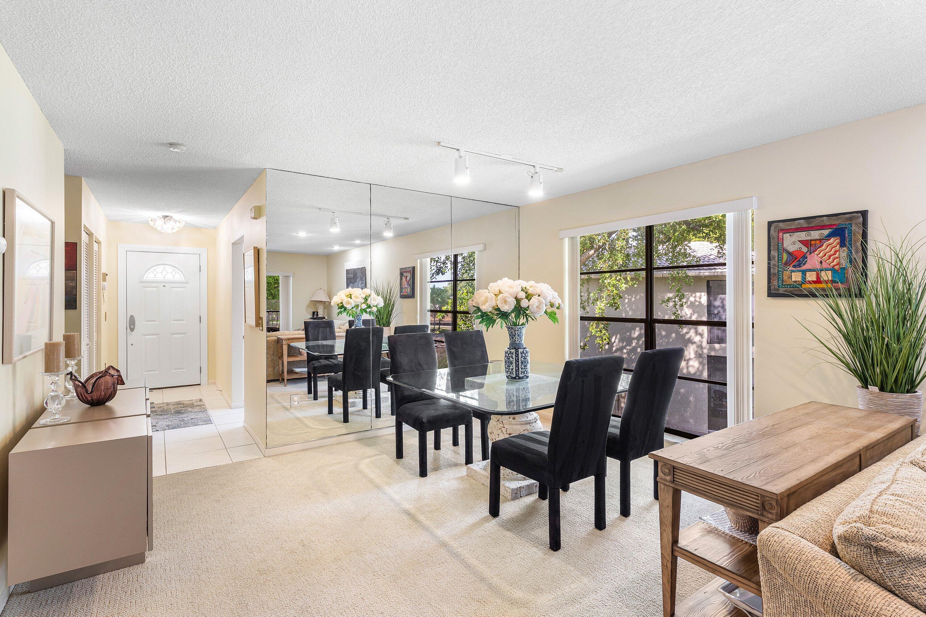 STRATFORD AT HUNTERS RUN CONDO - Residential