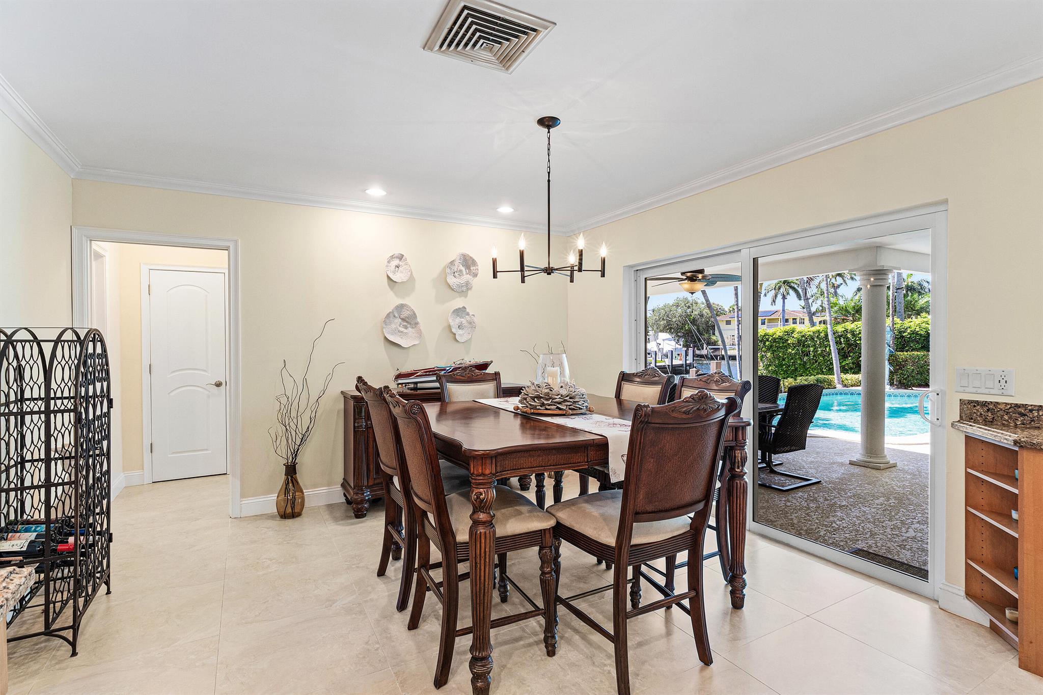 VENETIAN ISLES 3RD SEC - Residential