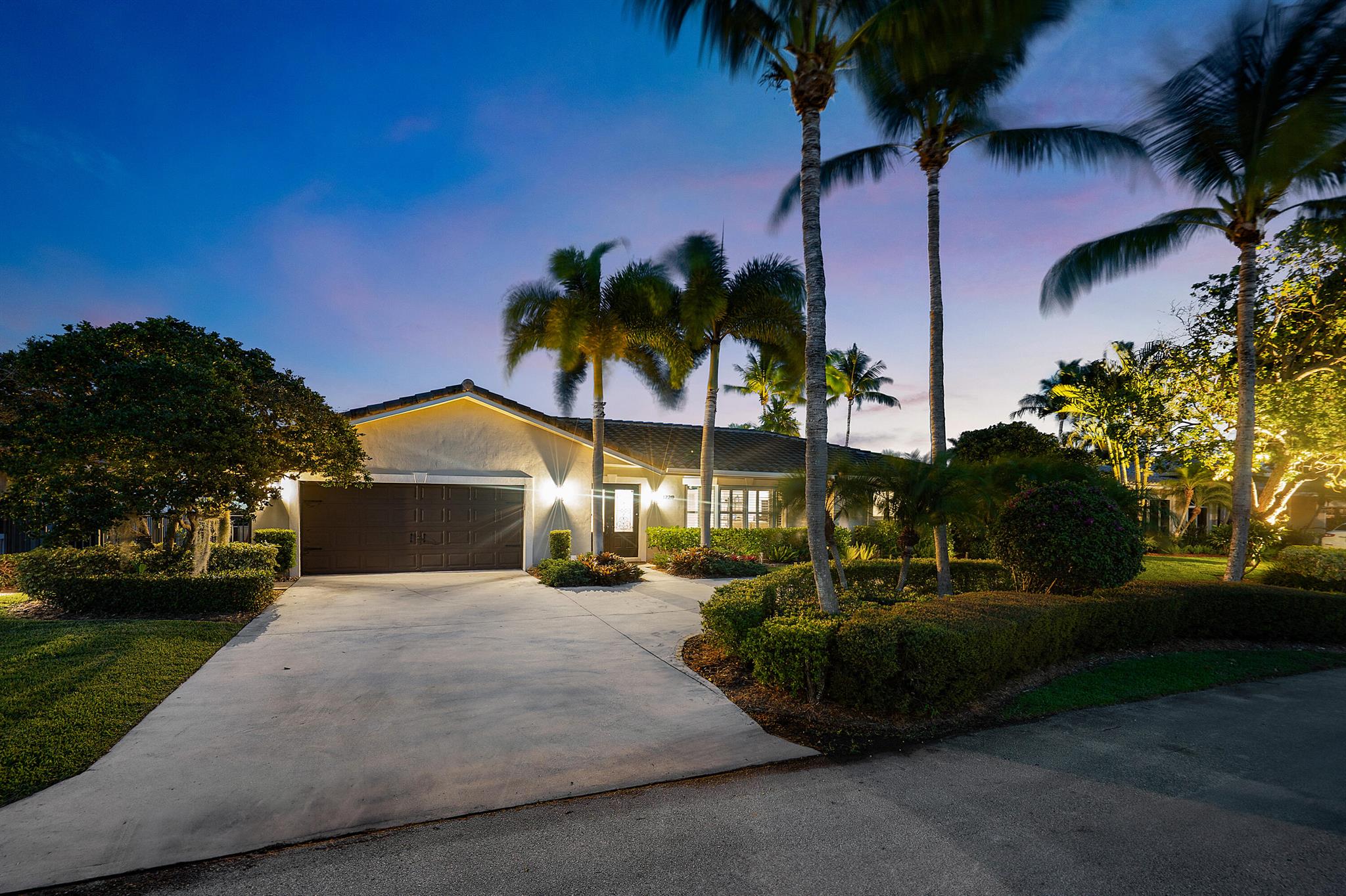 VENETIAN ISLES 3RD SEC - Residential