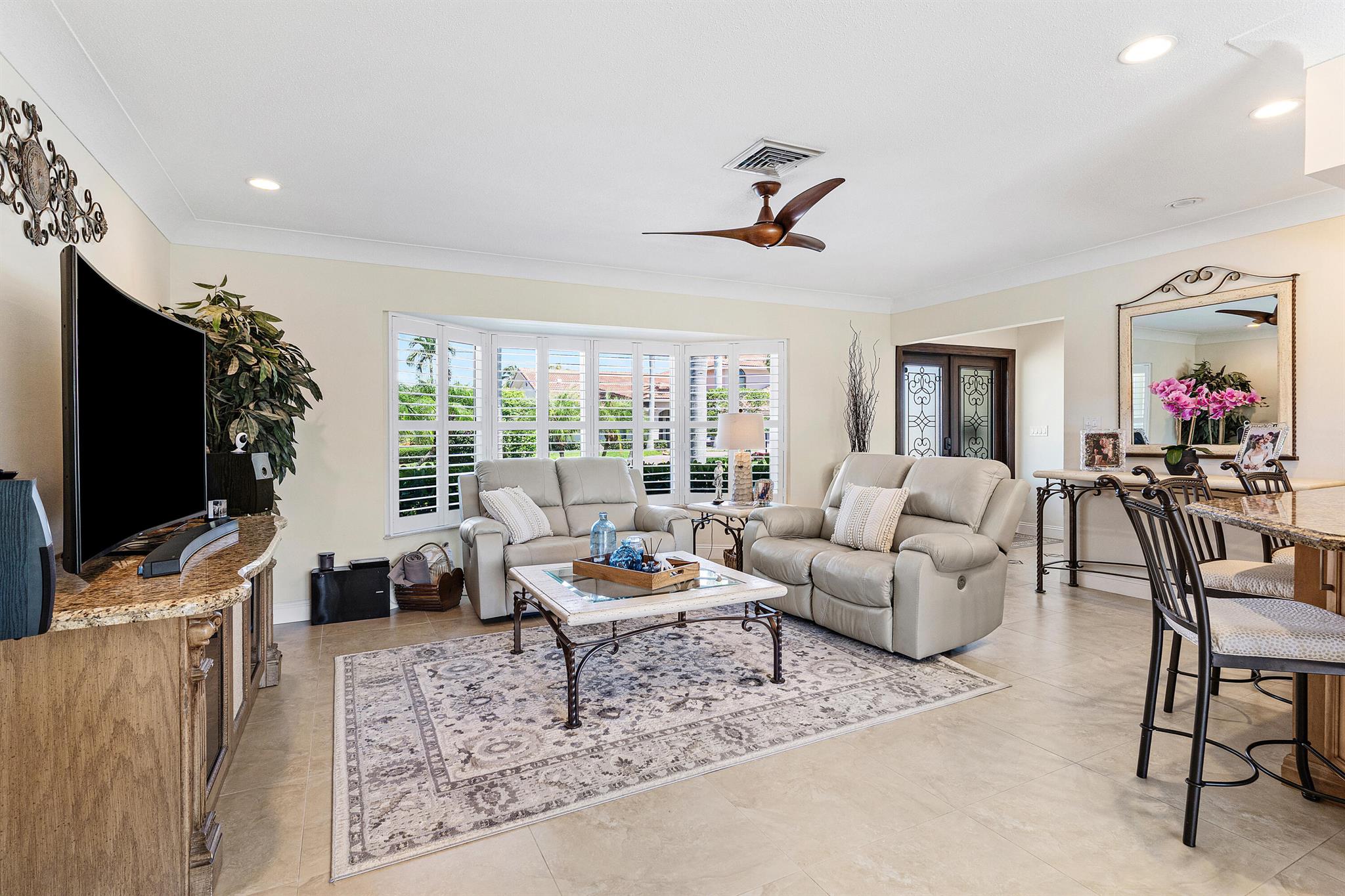 VENETIAN ISLES 3RD SEC - Residential