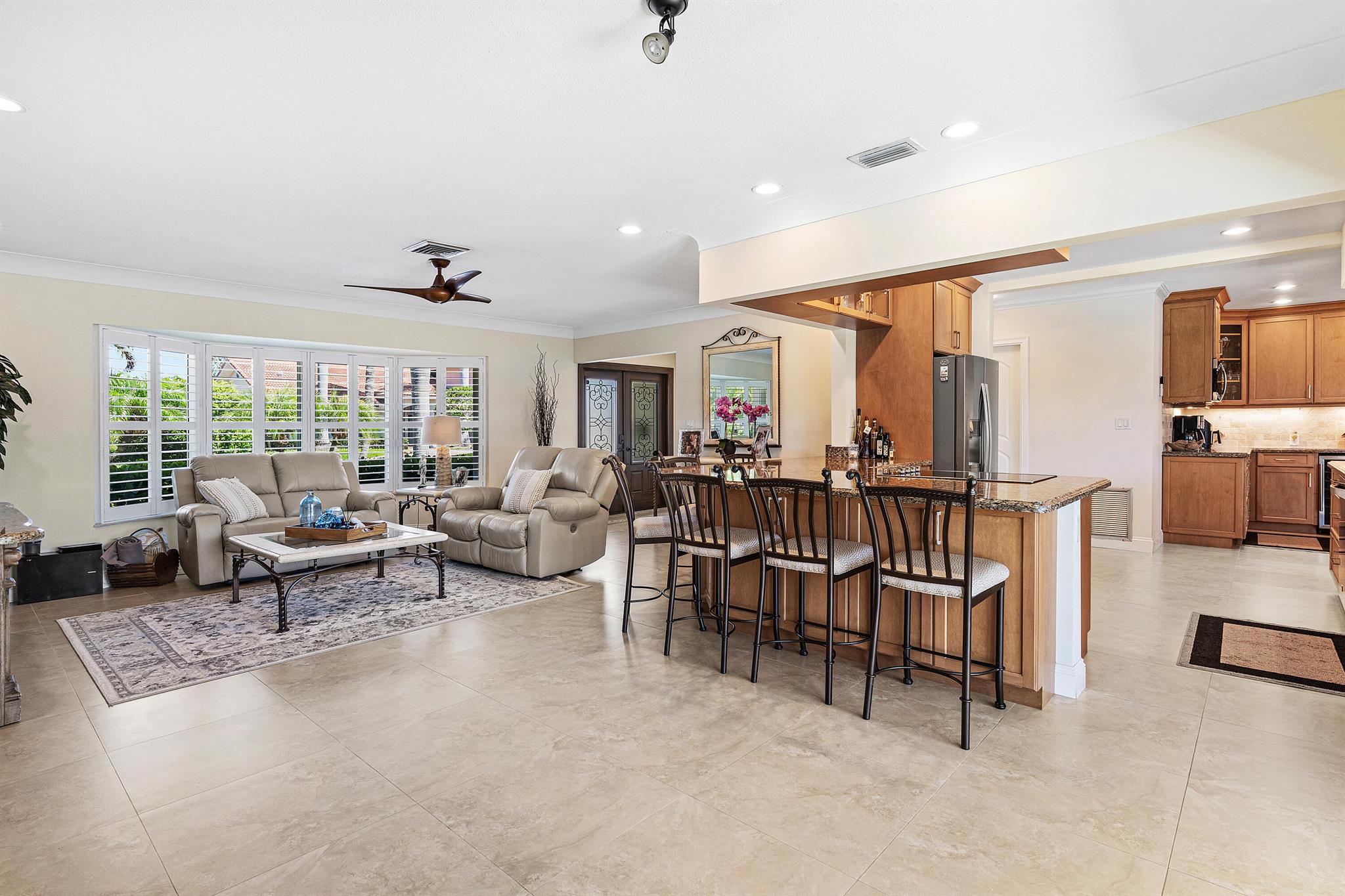 VENETIAN ISLES 3RD SEC - Residential