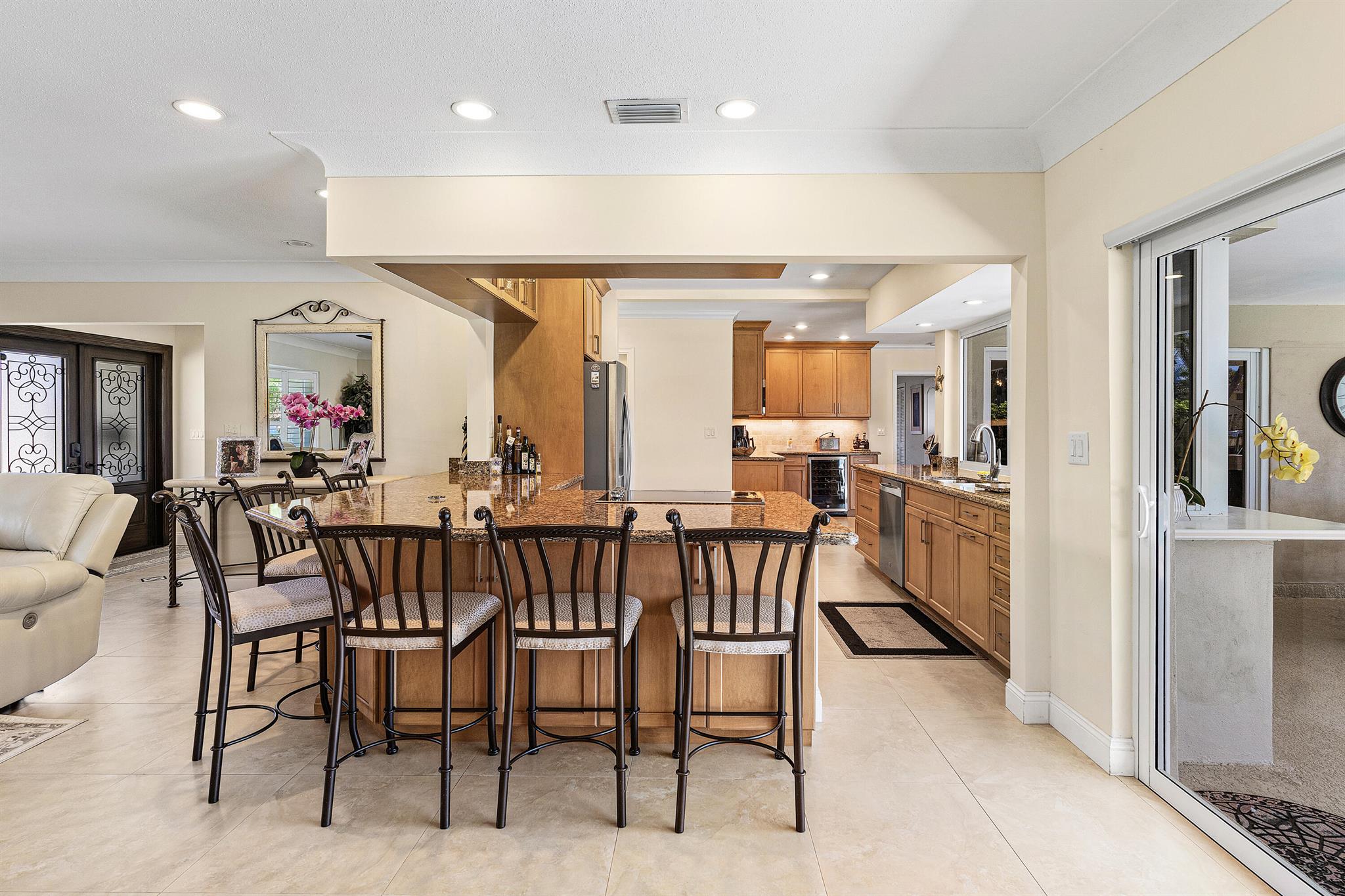 VENETIAN ISLES 3RD SEC - Residential