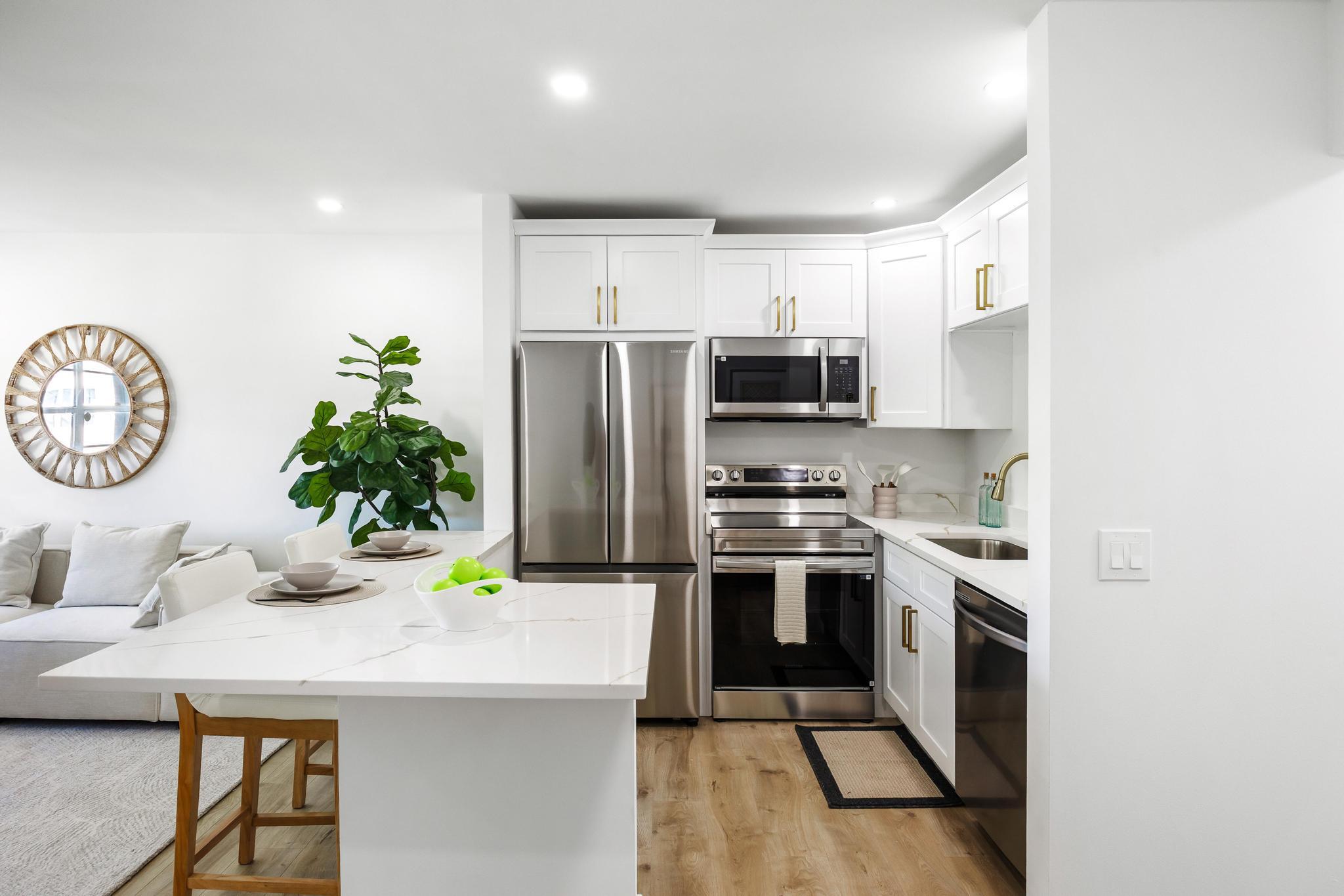 STERLING VILLAGE 480 CONDO - Residential