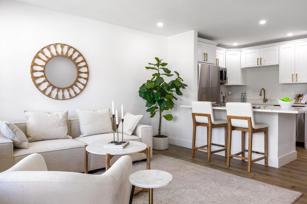 Photo of 480 Horizons W #207, Boynton Beach, FL 33435 (MLS # B26013142)