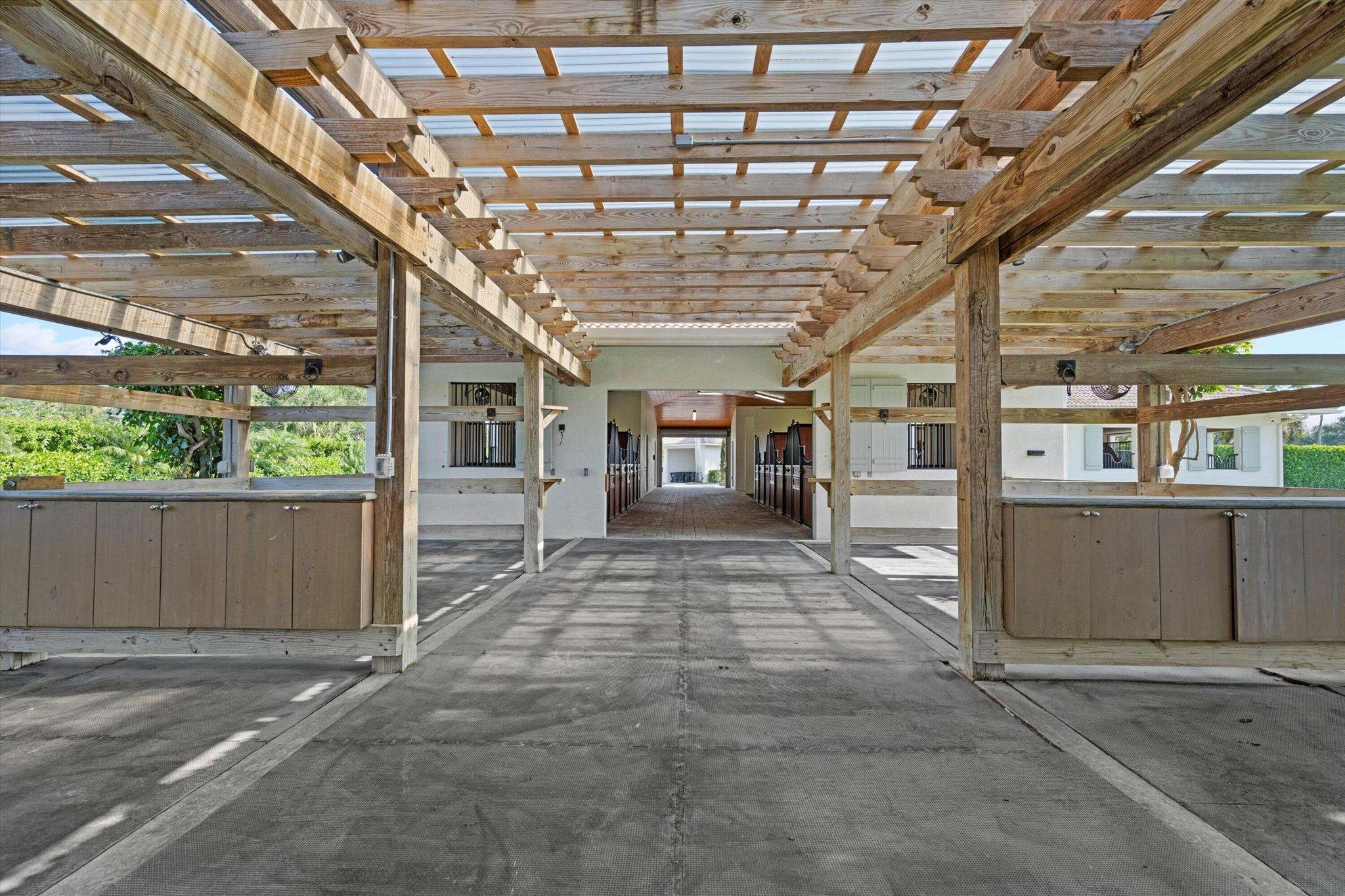 PALM BEACH POINT - Residential