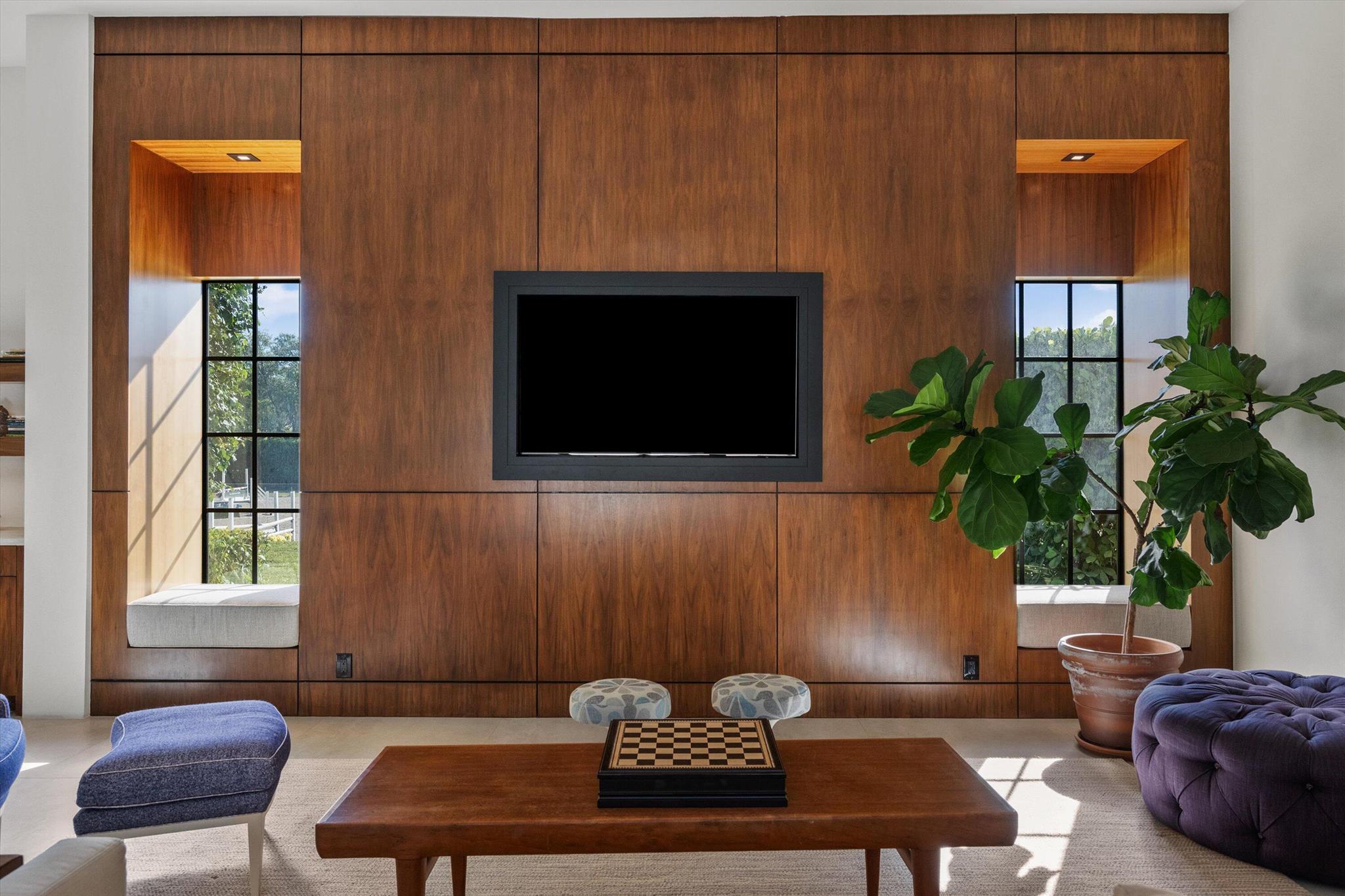 PALM BEACH POINT - Residential