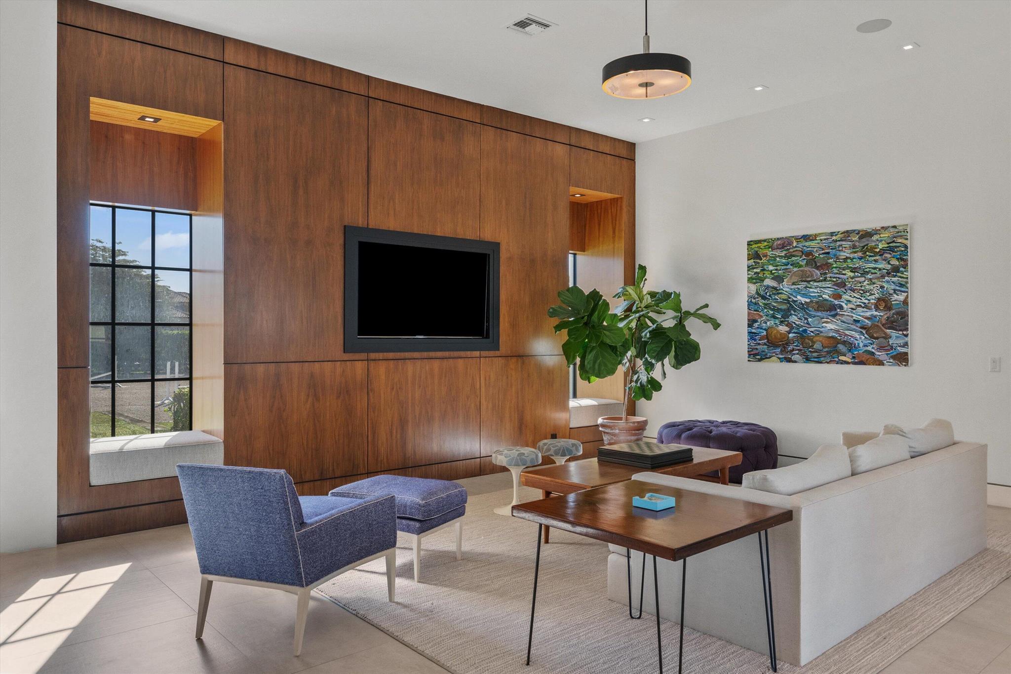 PALM BEACH POINT - Residential