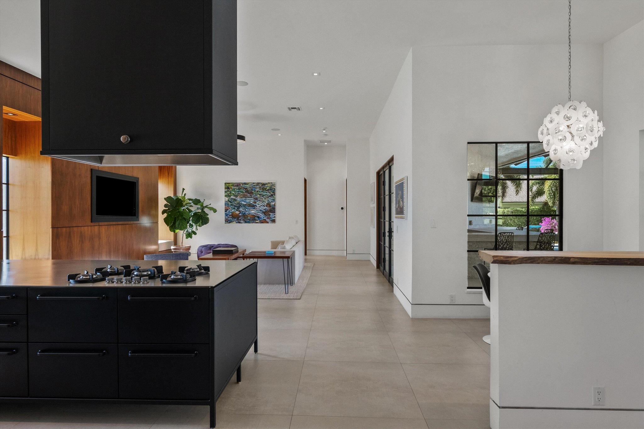 PALM BEACH POINT - Residential