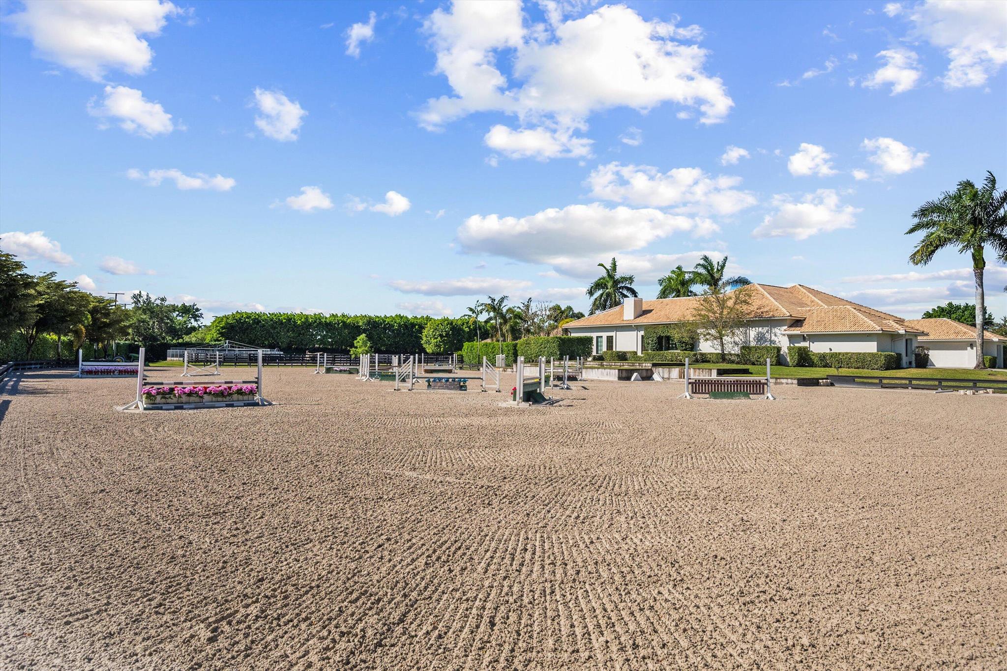 PALM BEACH POINT - Residential