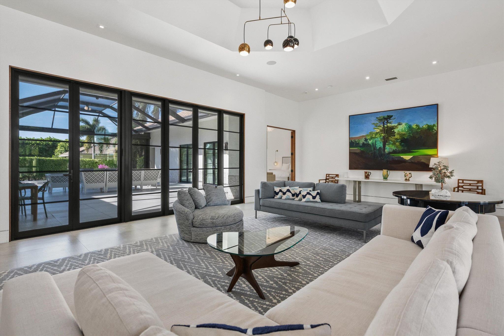 PALM BEACH POINT - Residential