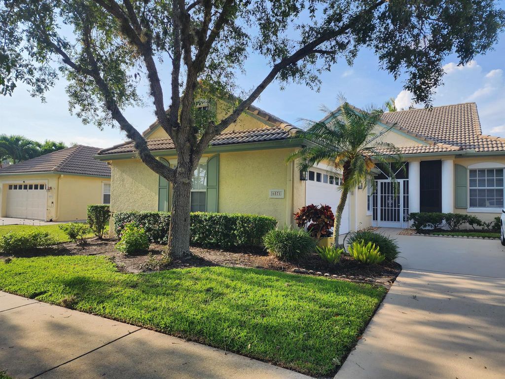 Photo of 6571 SE Twin Oaks Circle, Stuart, FL 34997 (MLS # R11080045)
